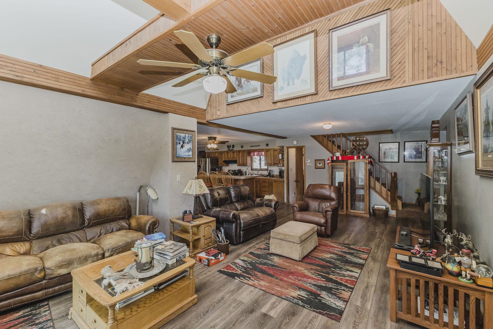 1549a Y Property Photo 10