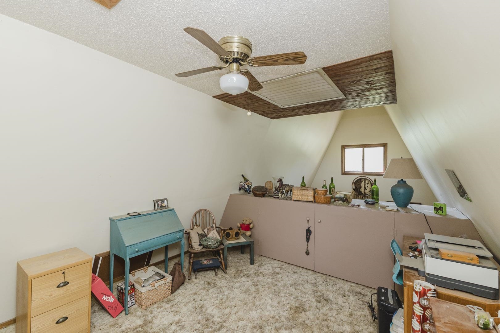 1549a Y Property Photo 17