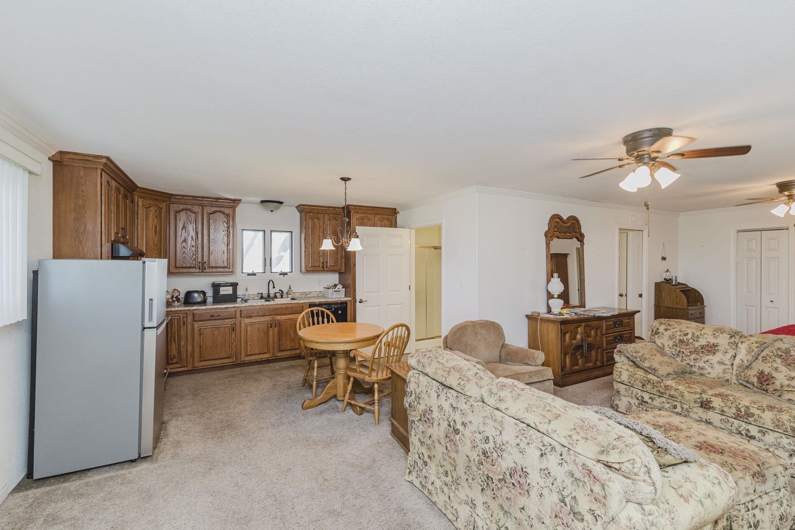 1549a Y Property Photo 20