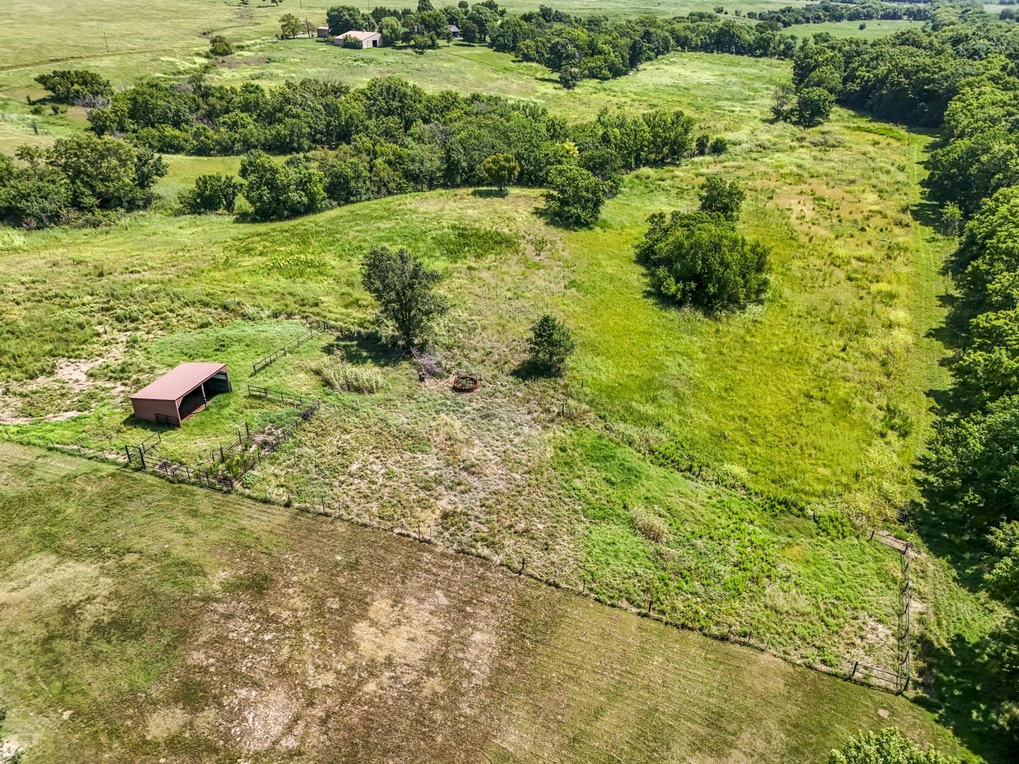 1549a Y Property Photo 36