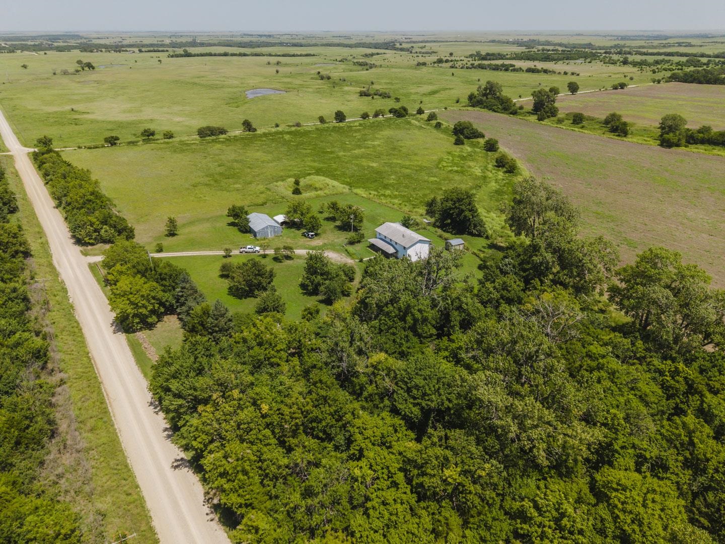 1364 V Property Photo 3