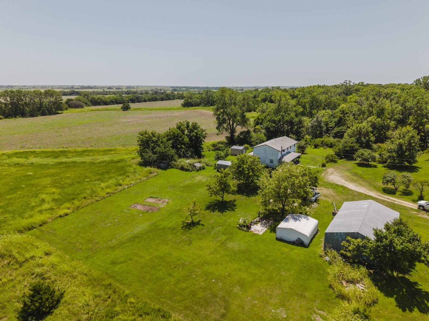 1364 V Property Photo 9