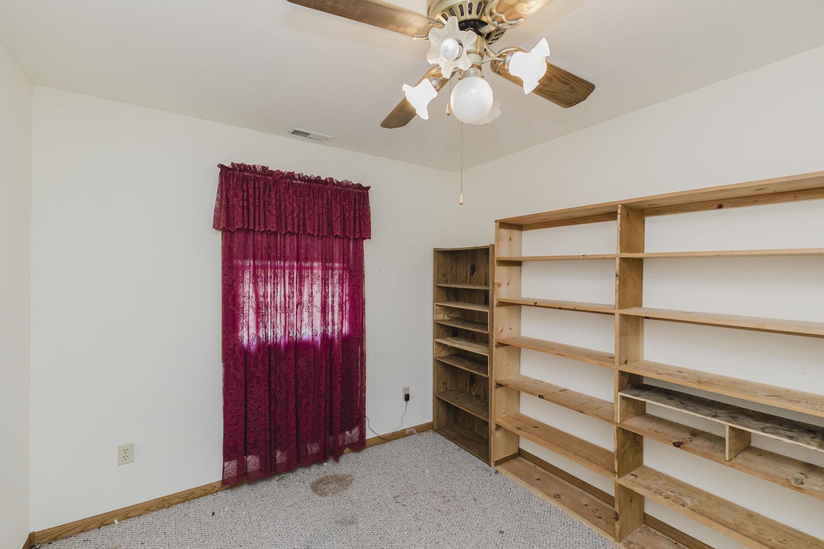 1364 V Property Photo 27