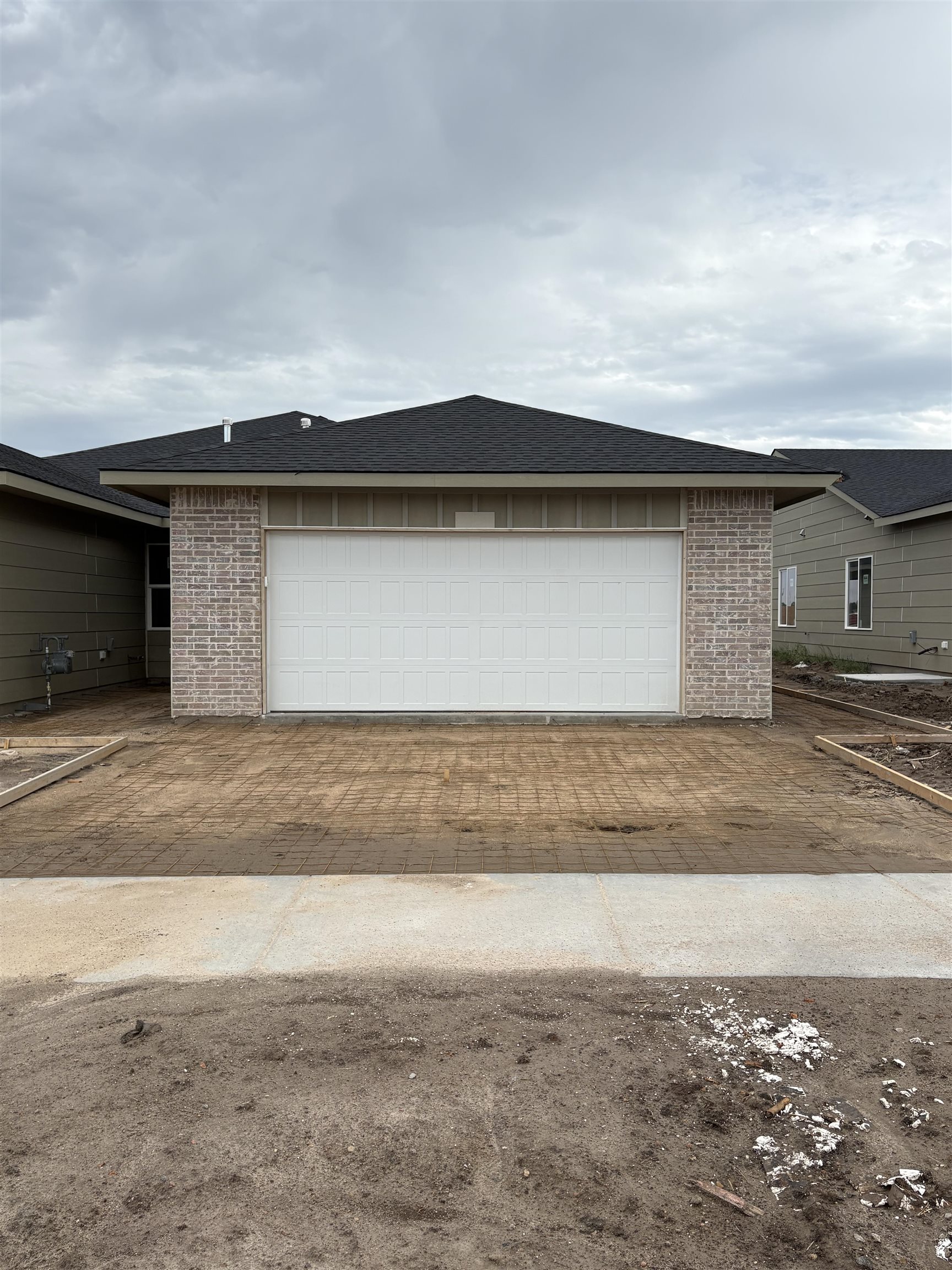2908 S Denene St. Property Photo 15