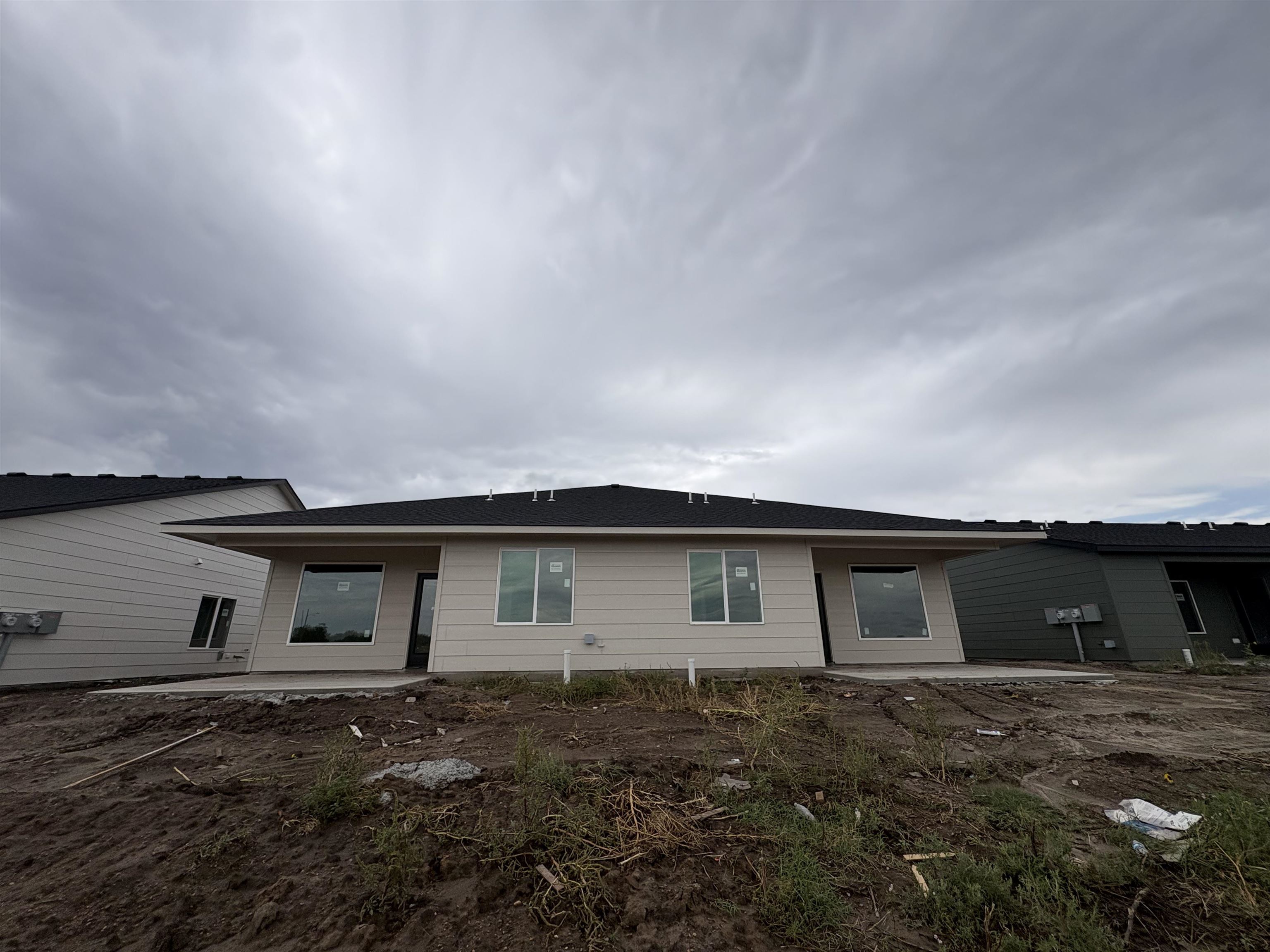 2924 S Denene St. Property Photo 4