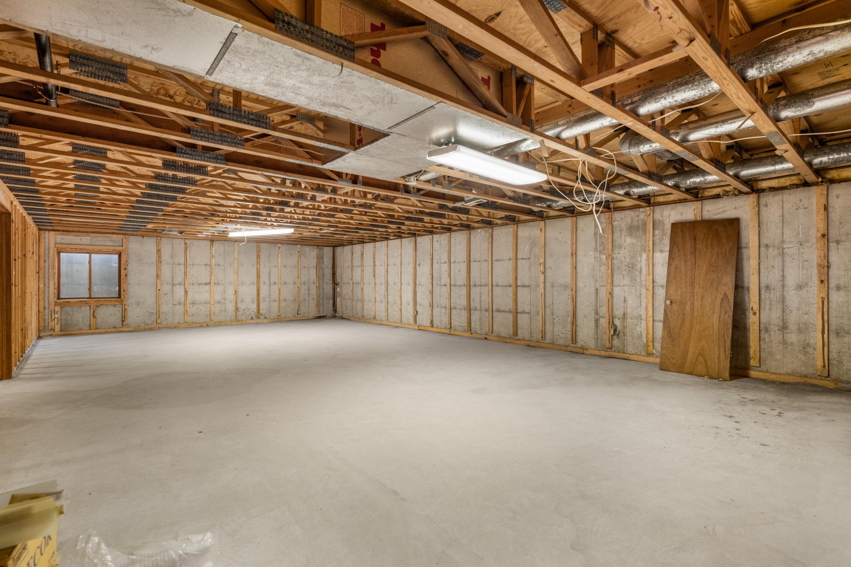 106 E Shadybrook Property Photo 32