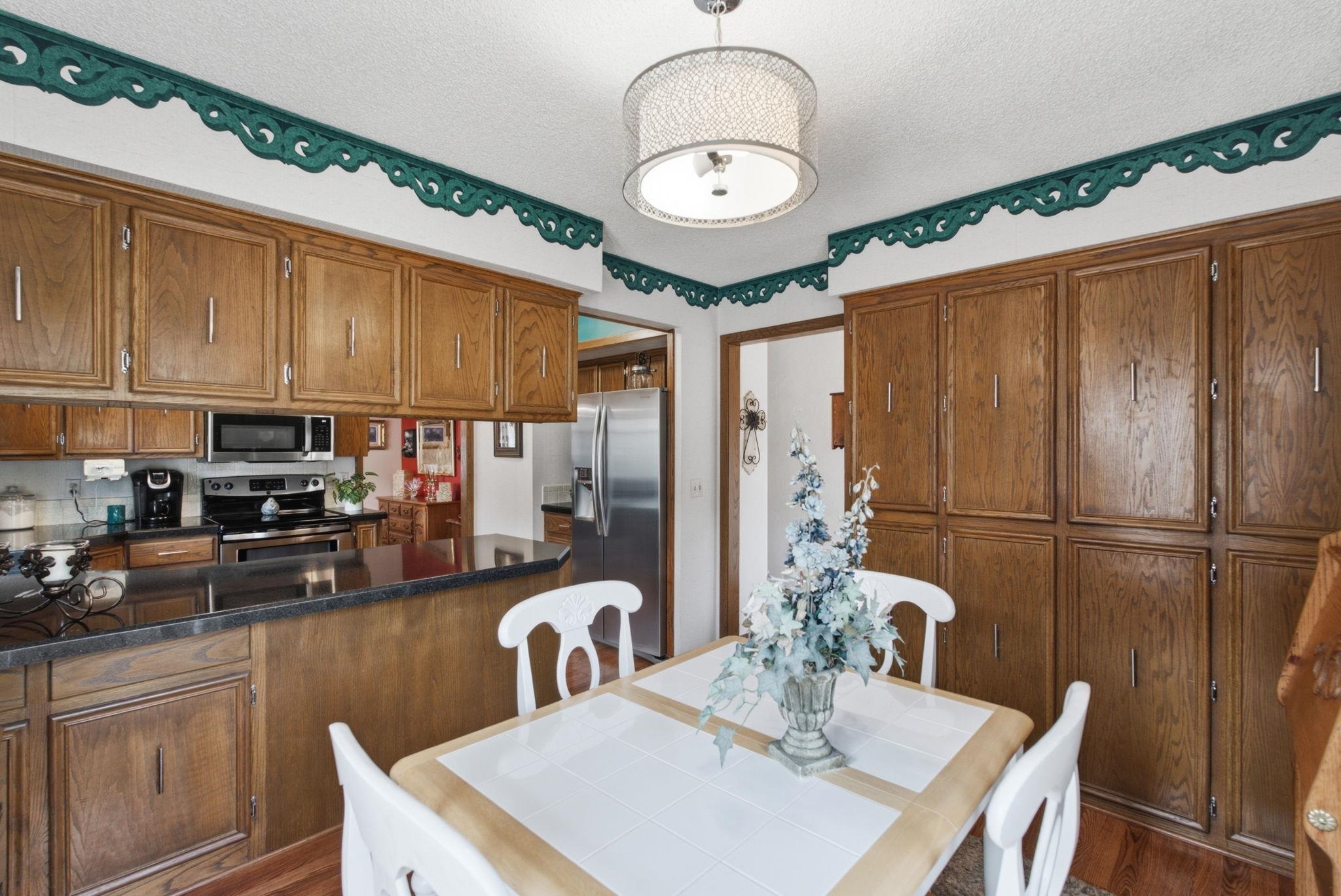 10231 W Alamo St Property Photo 11