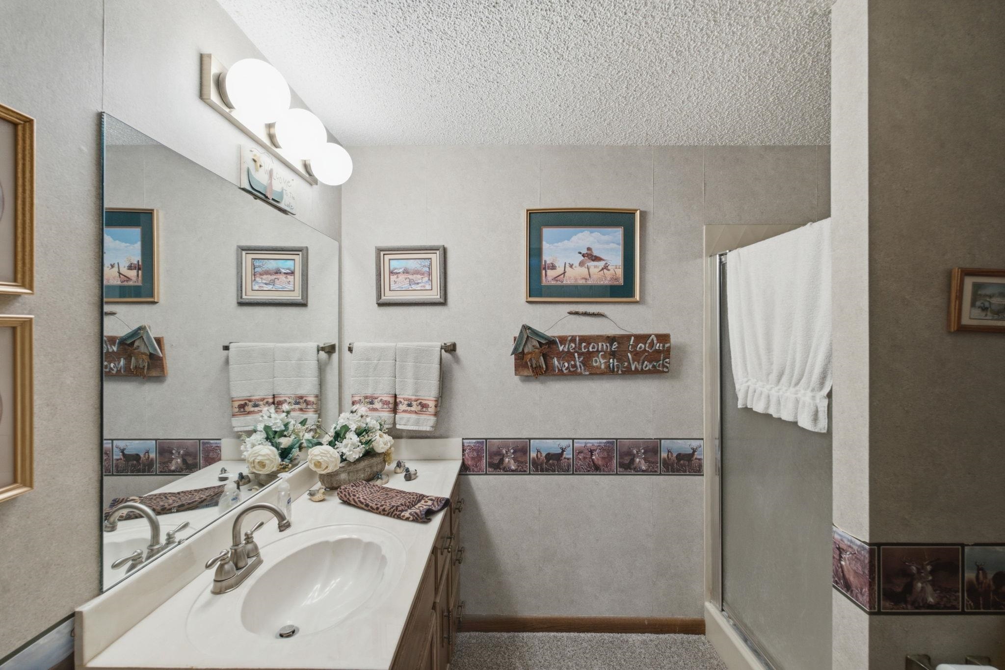 10231 W Alamo St Property Photo 26