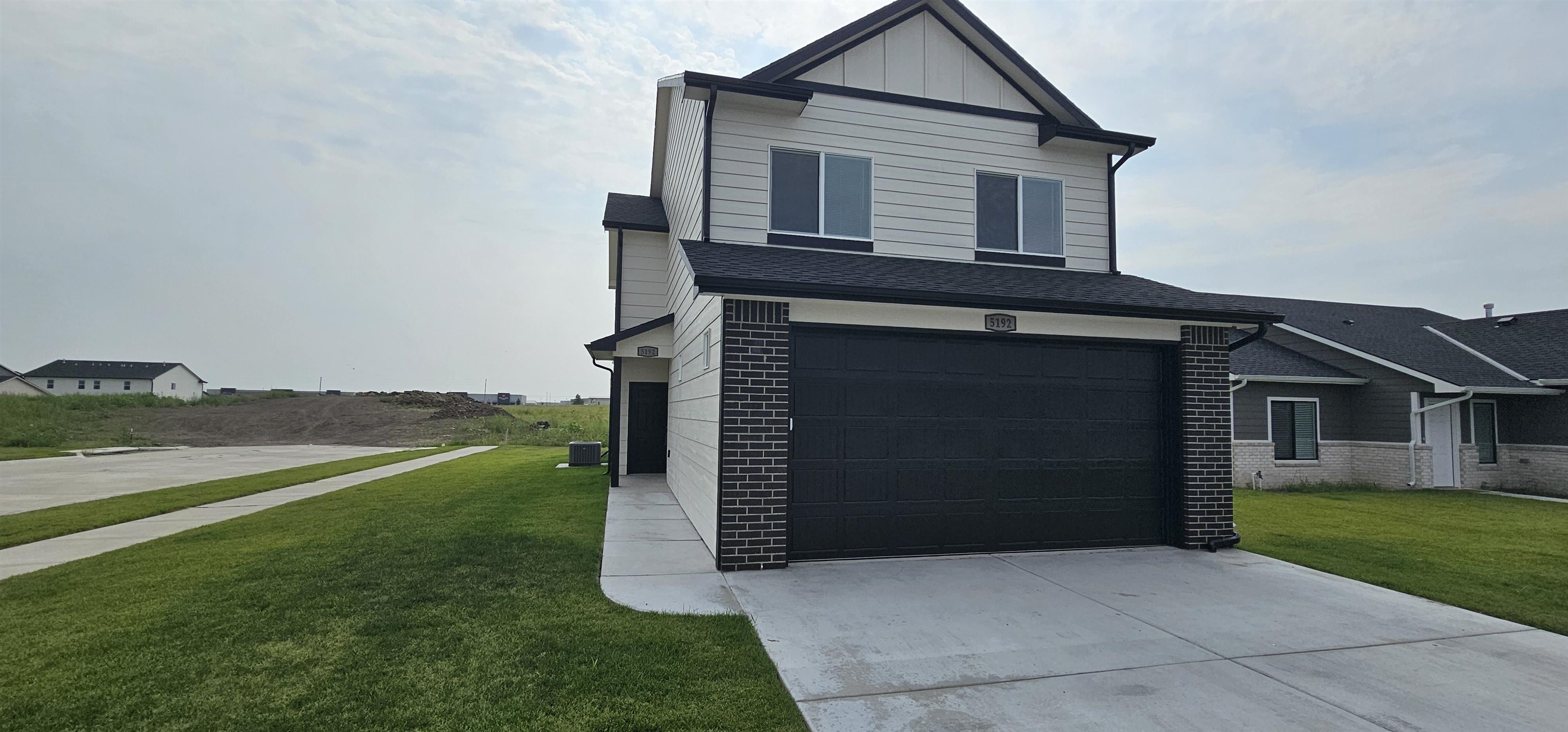 5192 N Toben Dr. Property Photo 1