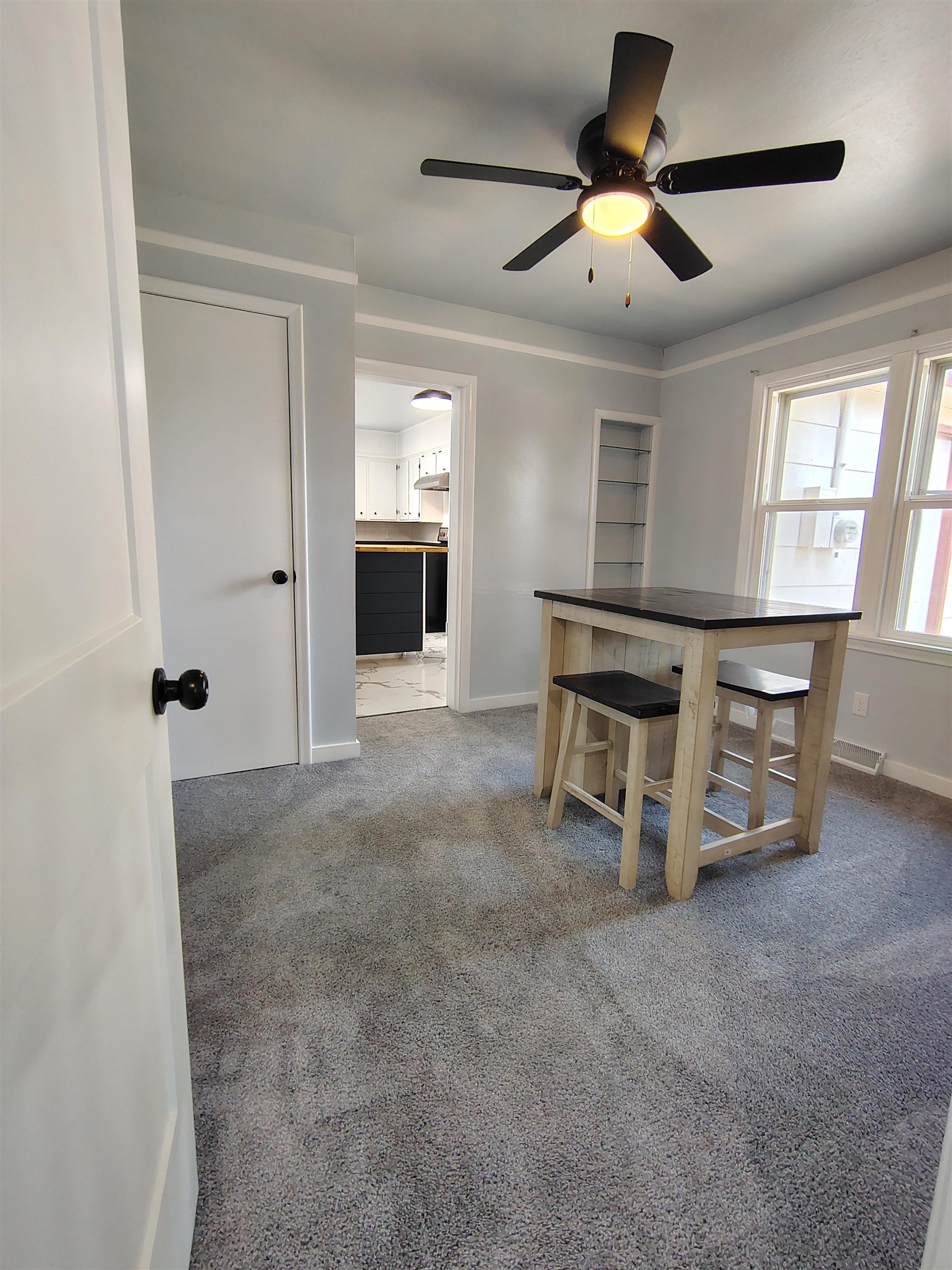 3152 S Everett Property Photo 15