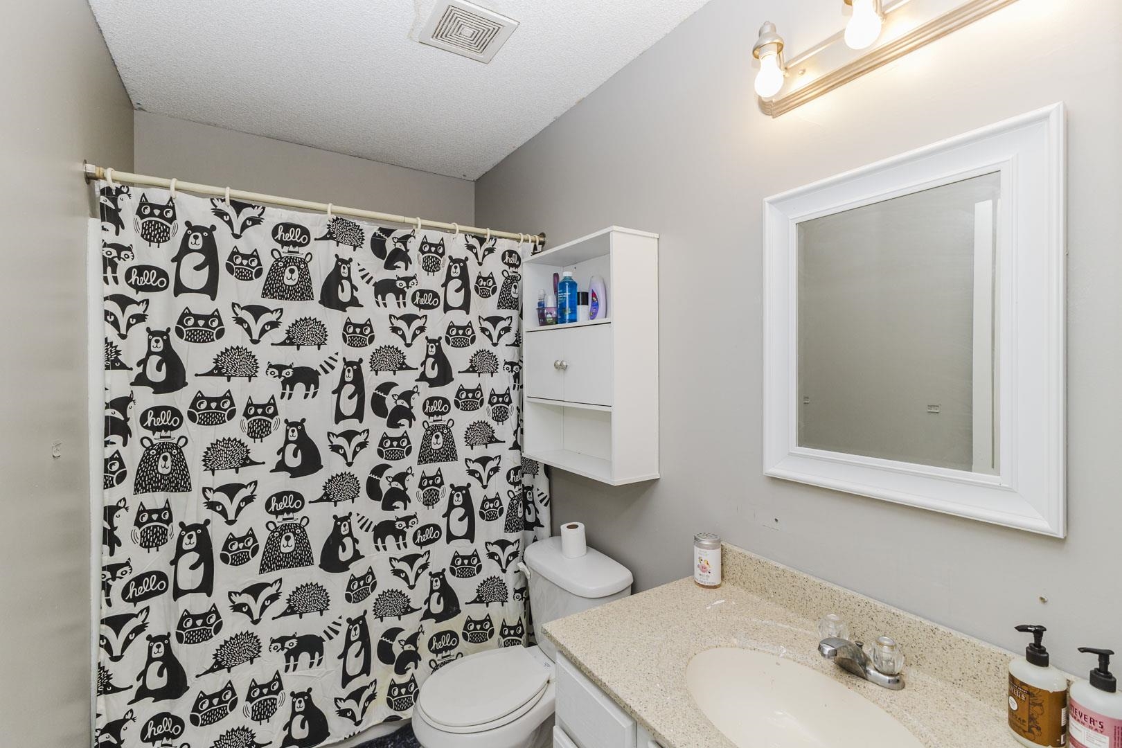 1516 N Stout Property Photo 14