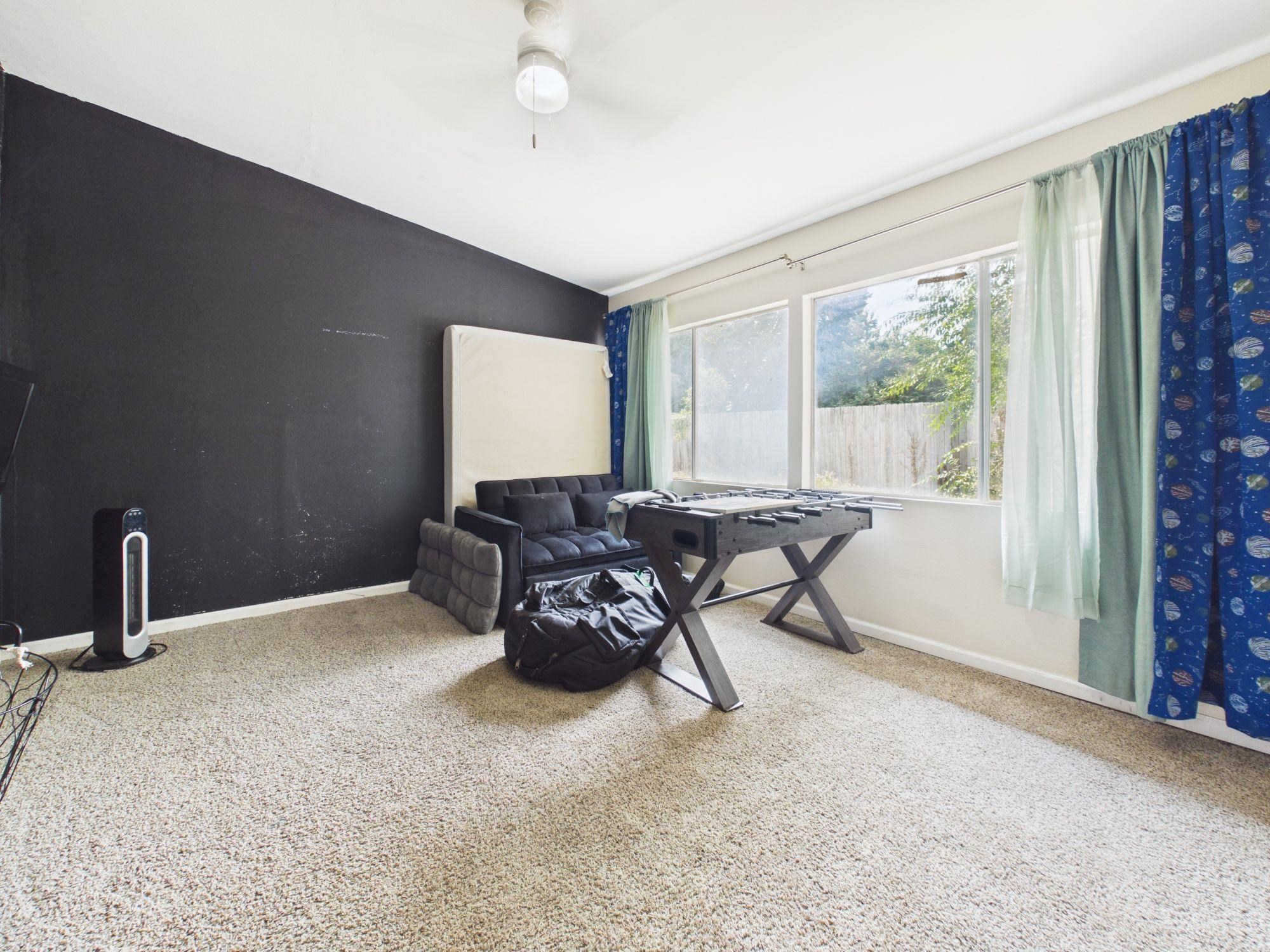 3451 E Craig St Property Photo 18