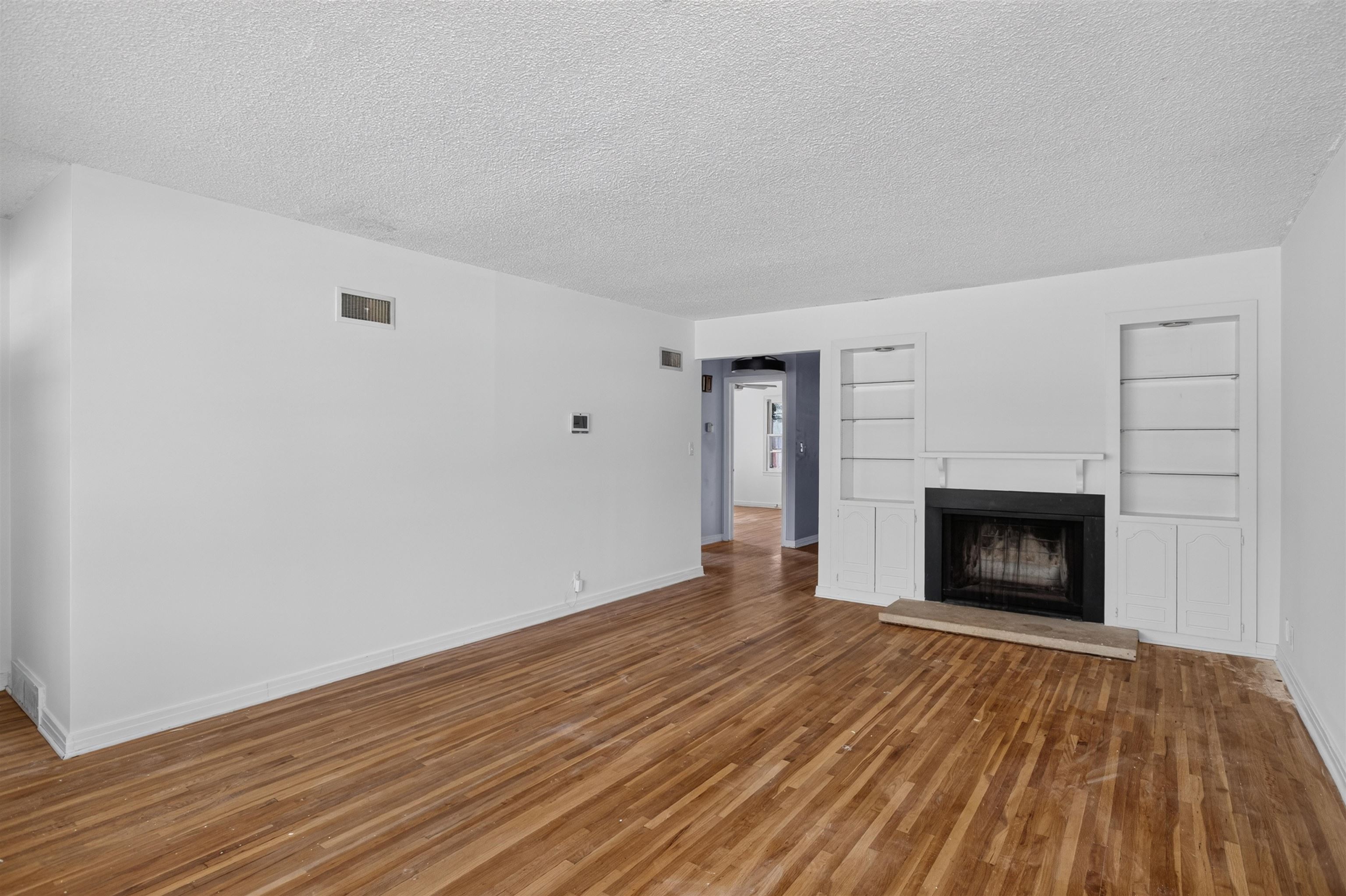 211 N Brookside Pkwy Property Photo 10
