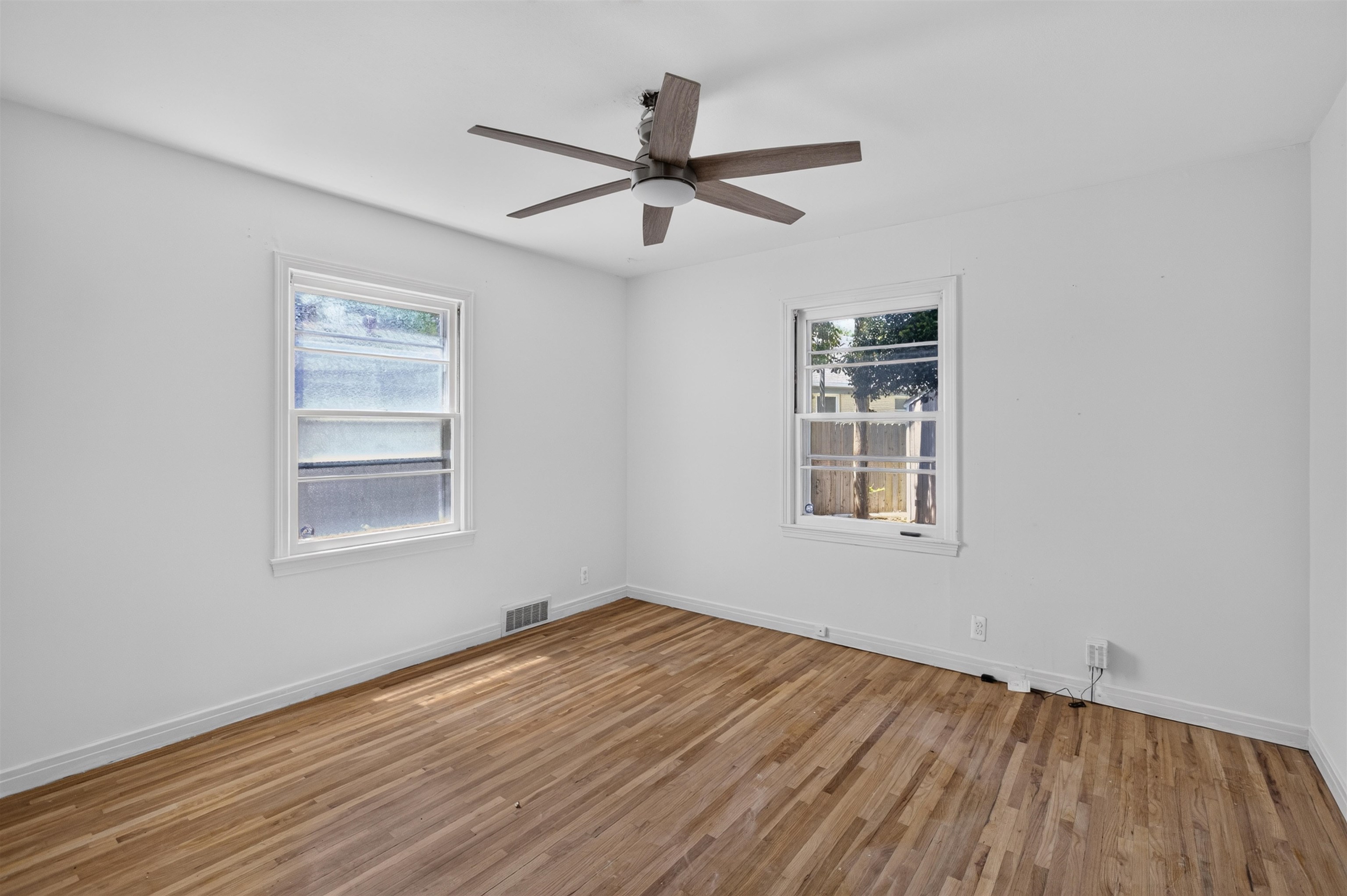 211 N Brookside Pkwy Property Photo 24