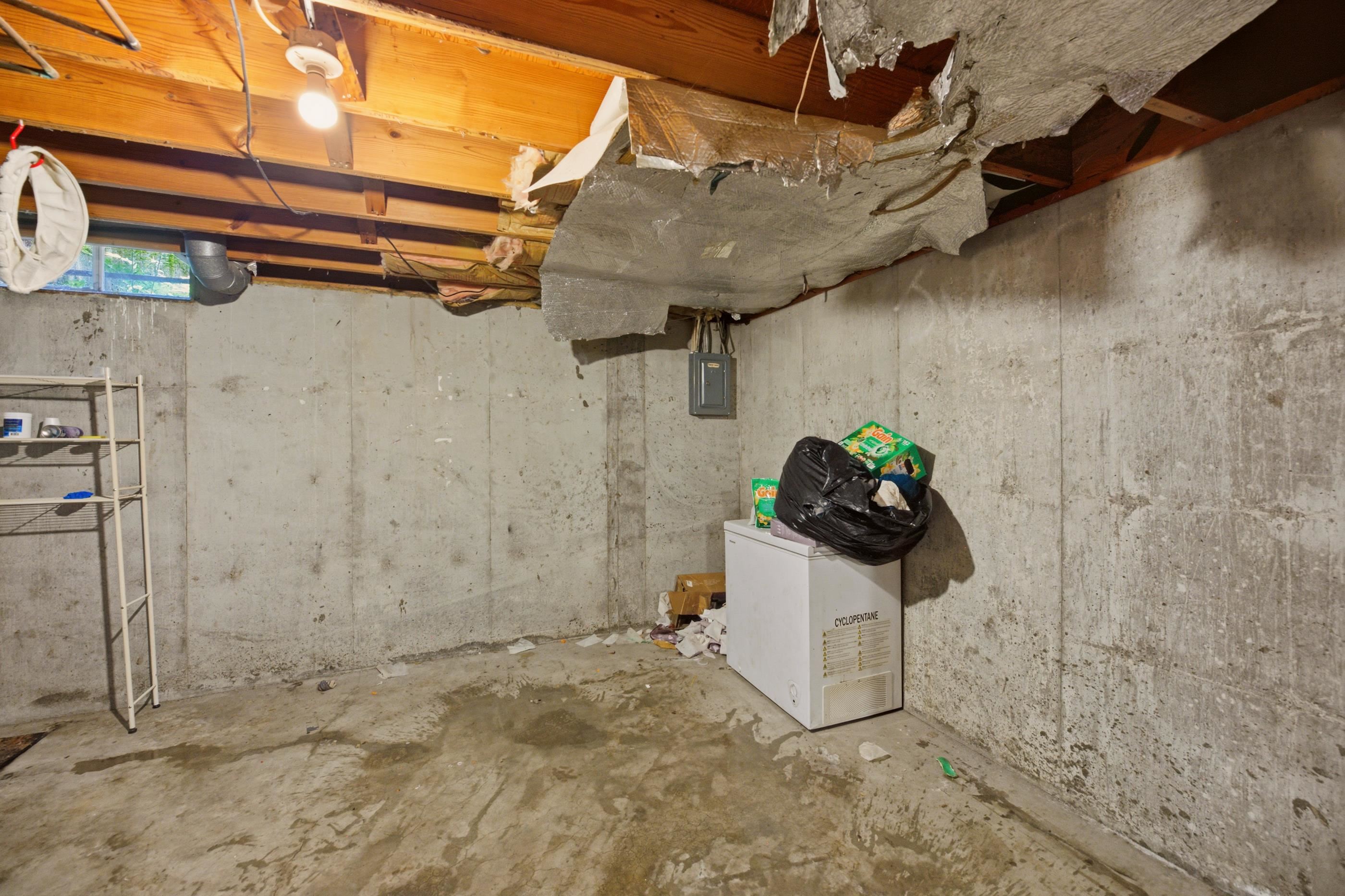 2215 S Market St Property Photo 32