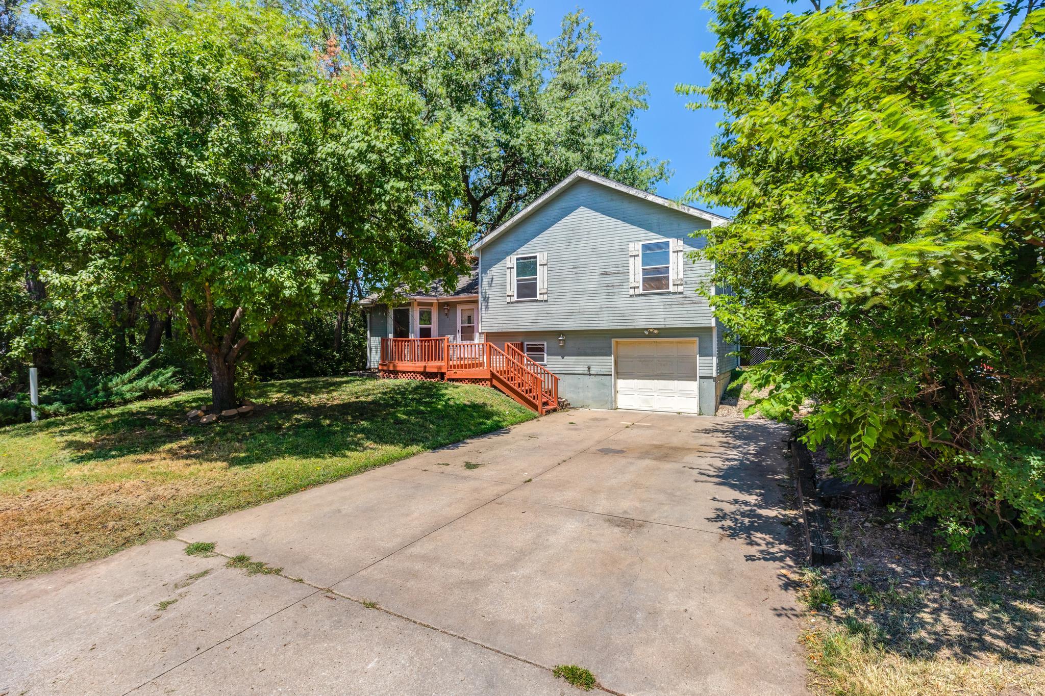321 E Minneapolis Ave Property Photo 11