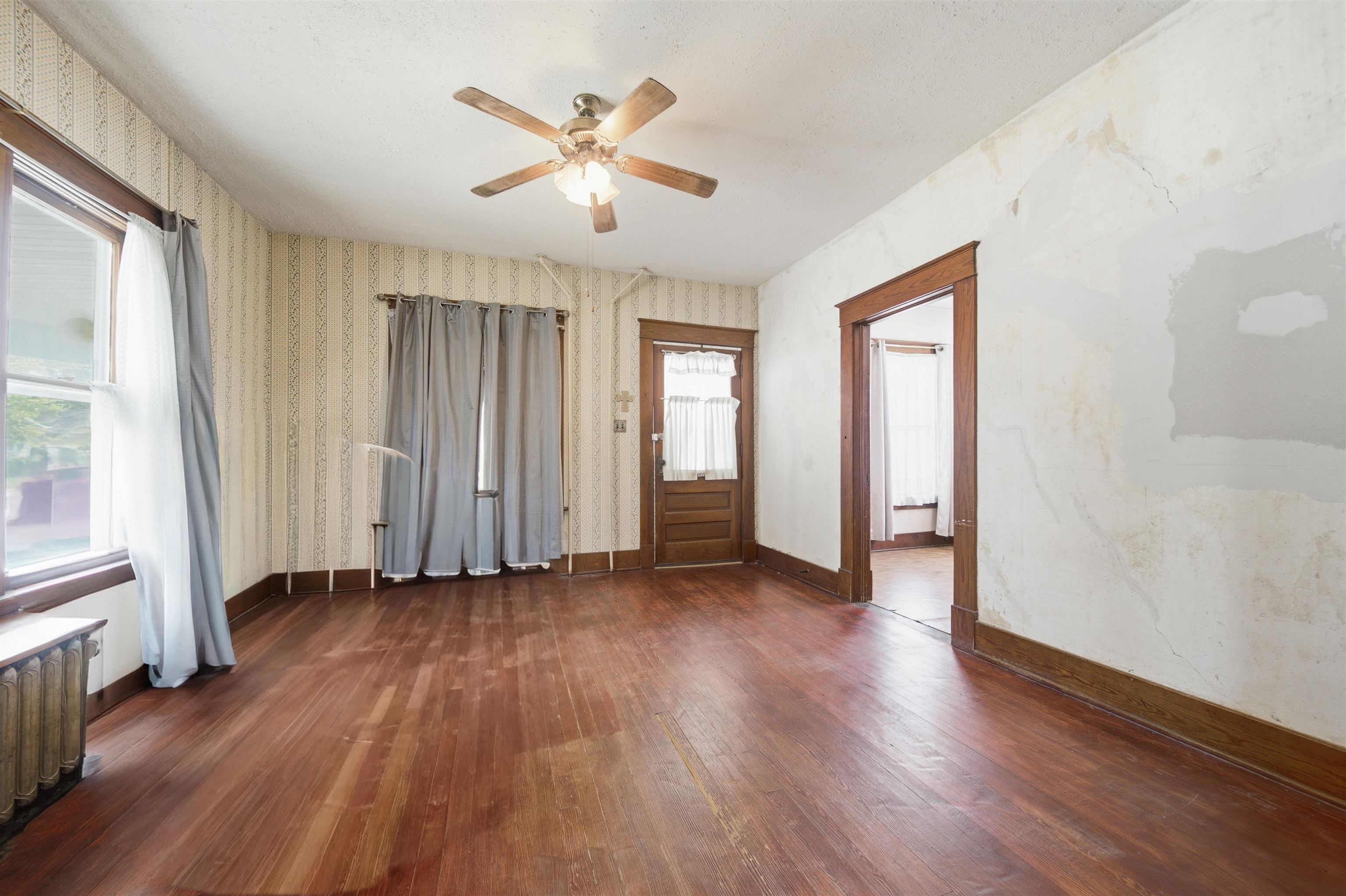 525 N High St Property Photo 7