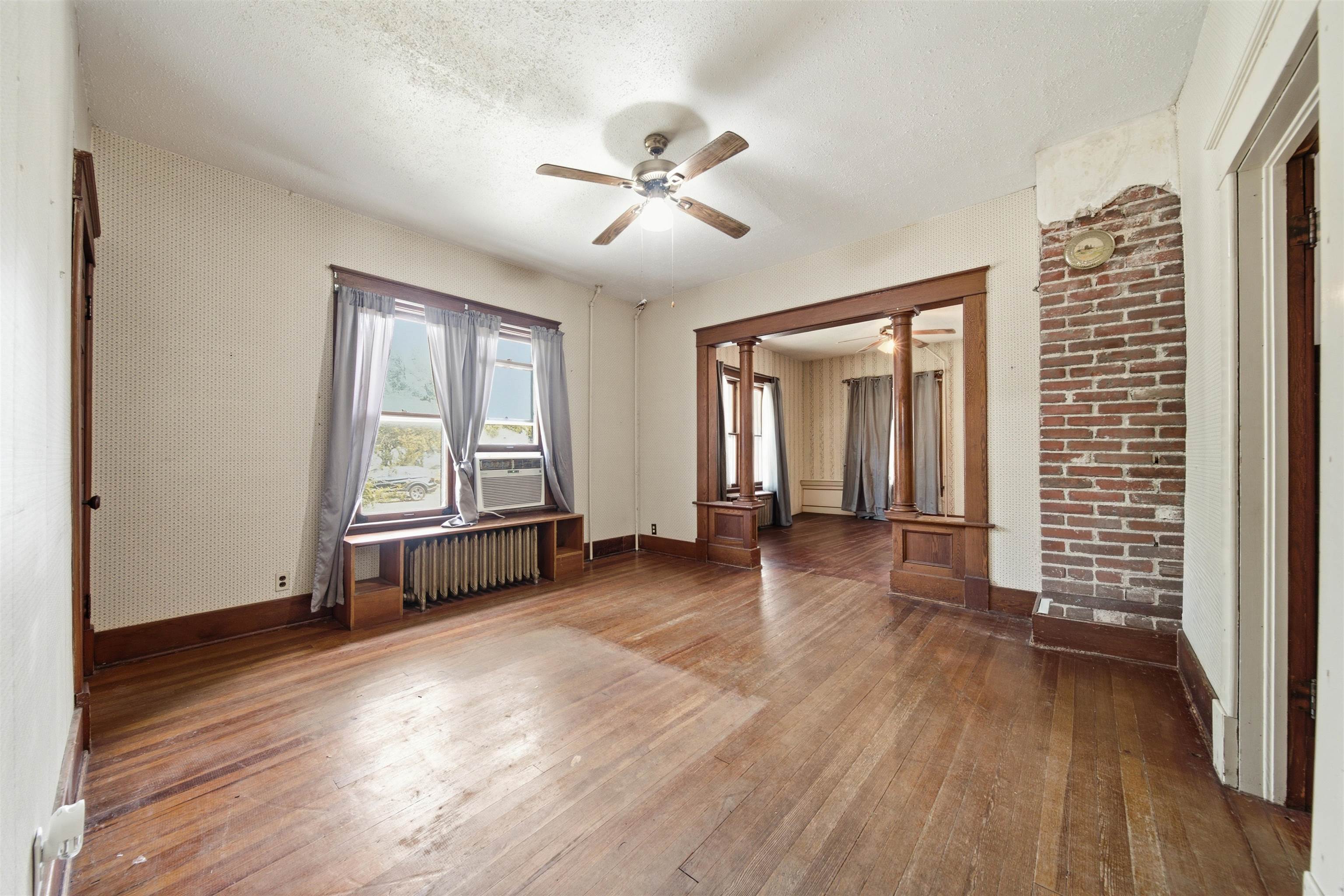 525 N High St Property Photo 9