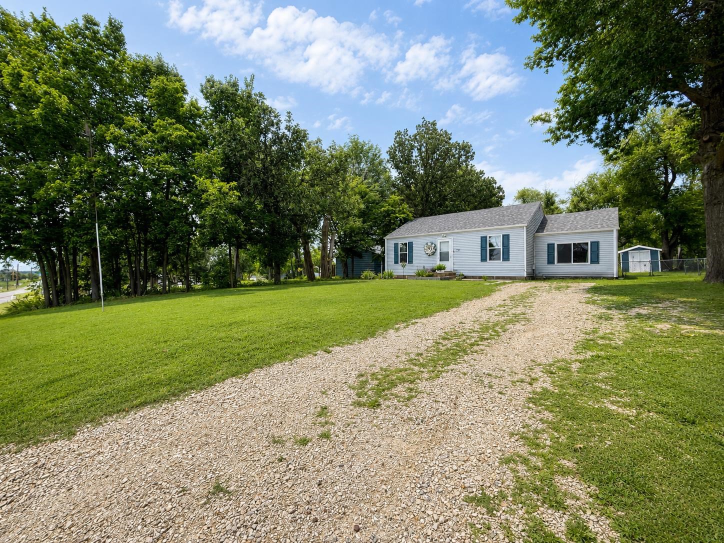 522 Ne 14th Property Photo 2