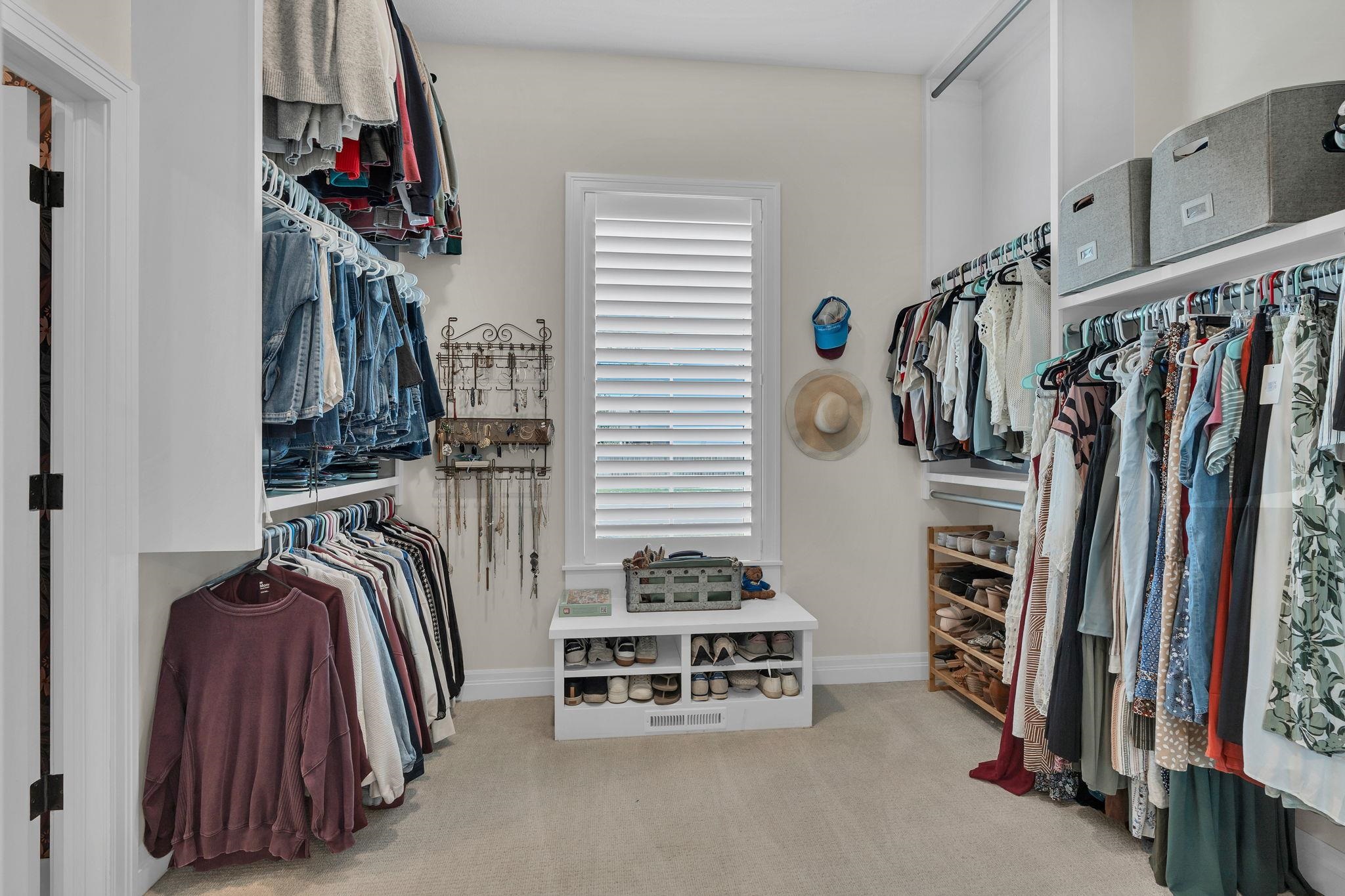 3621 N Bristol Property Photo 16