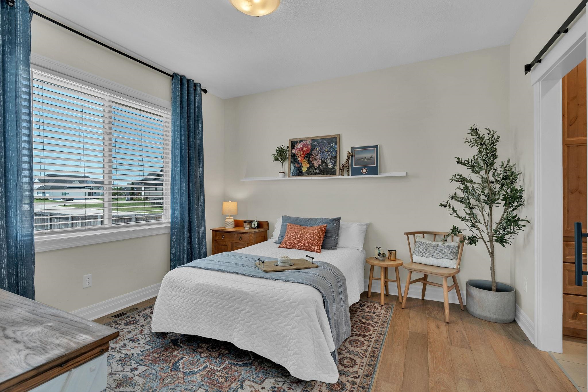 3621 N Bristol Property Photo 18