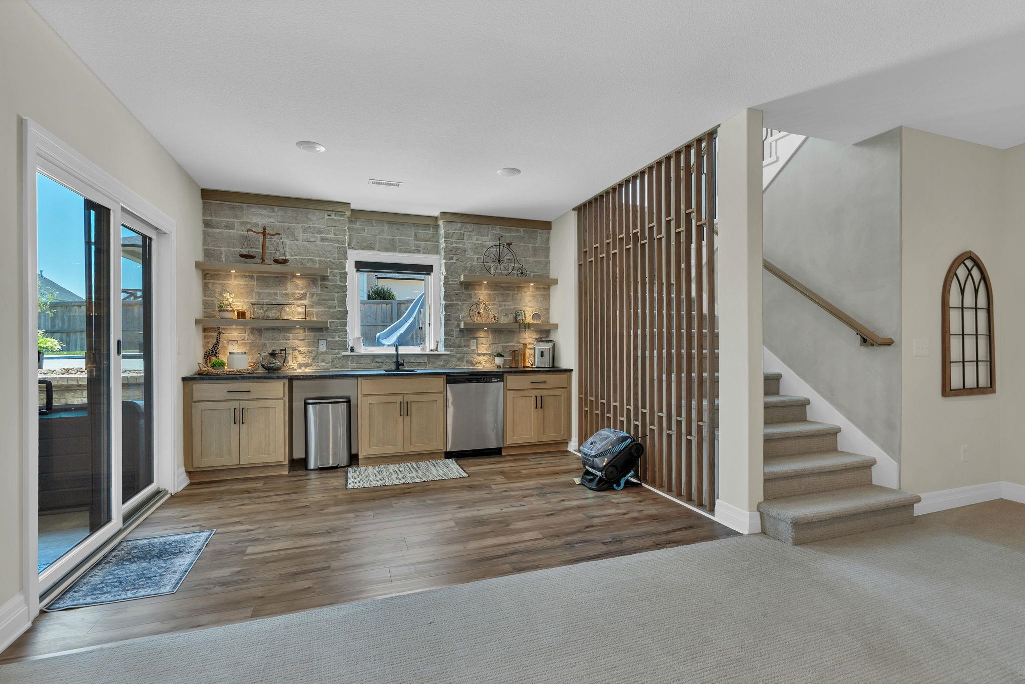3621 N Bristol Property Photo 26