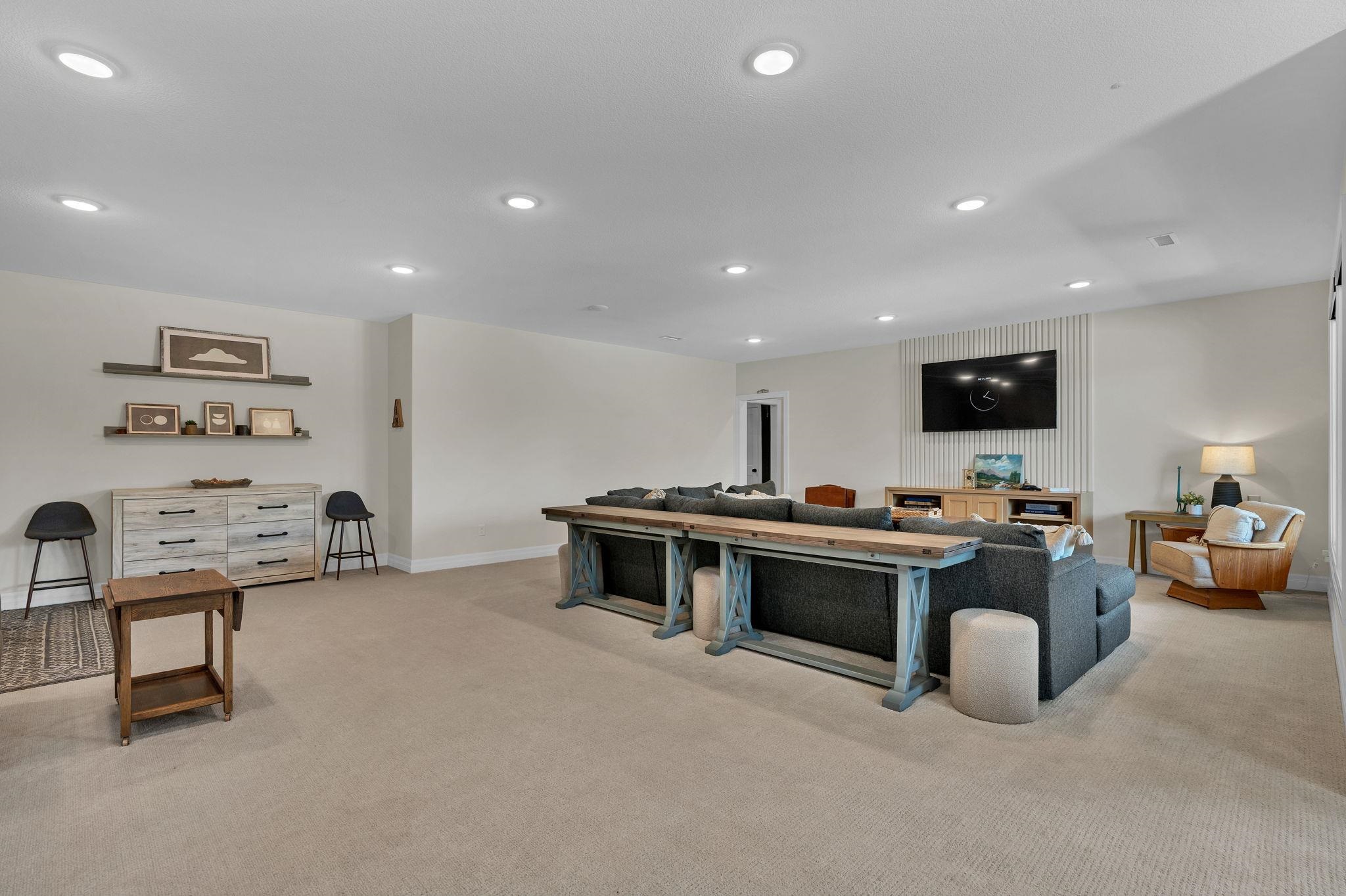 3621 N Bristol Property Photo 27