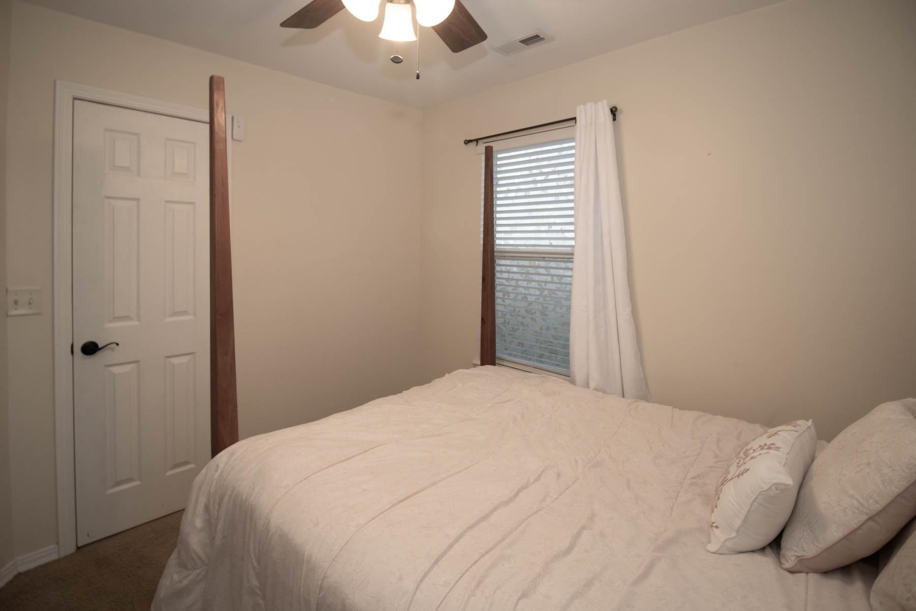 123 E Miller Property Photo 6