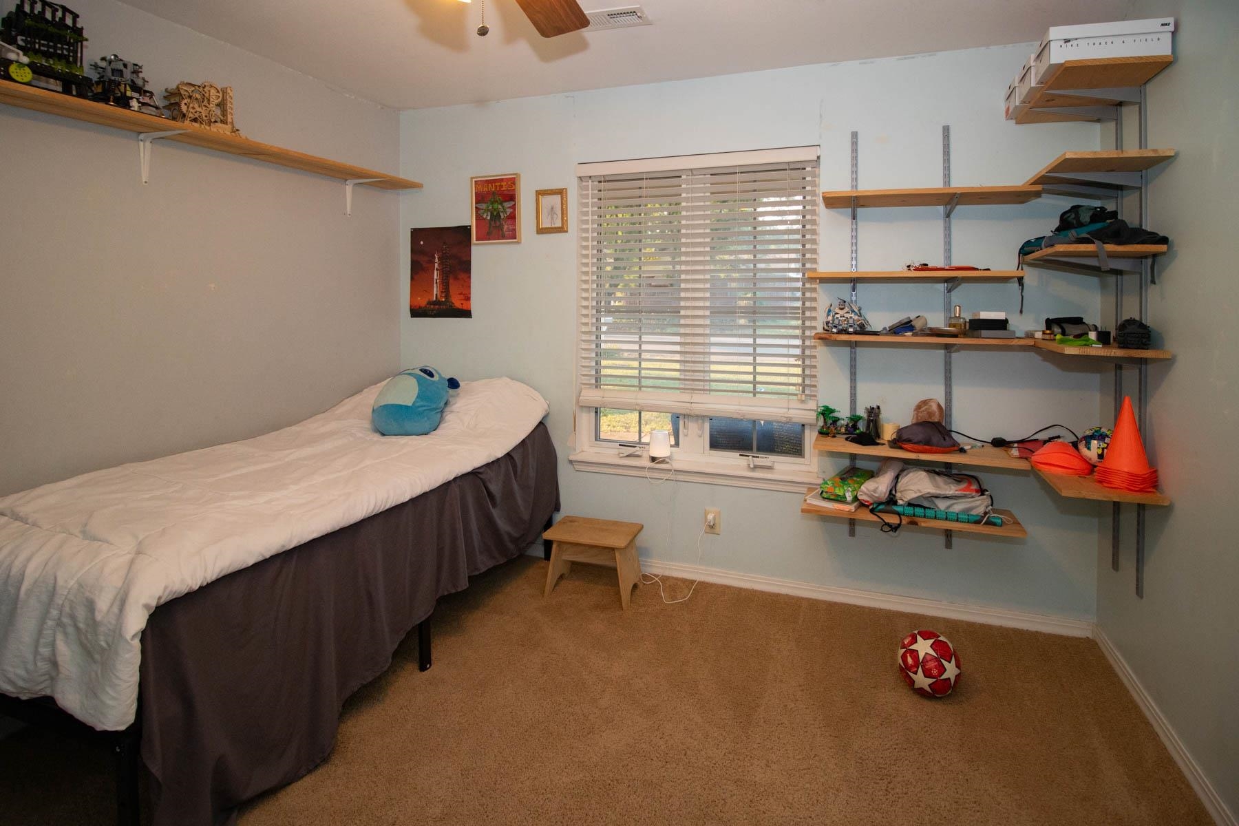 123 E Miller Property Photo 12