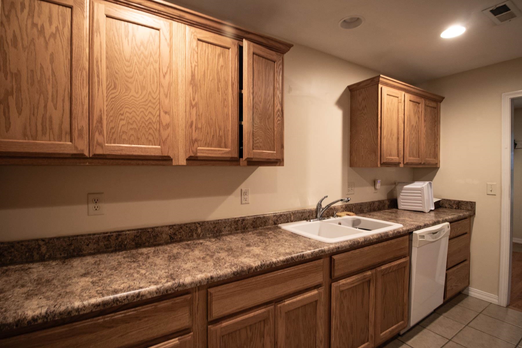 123 E Miller Property Photo 18