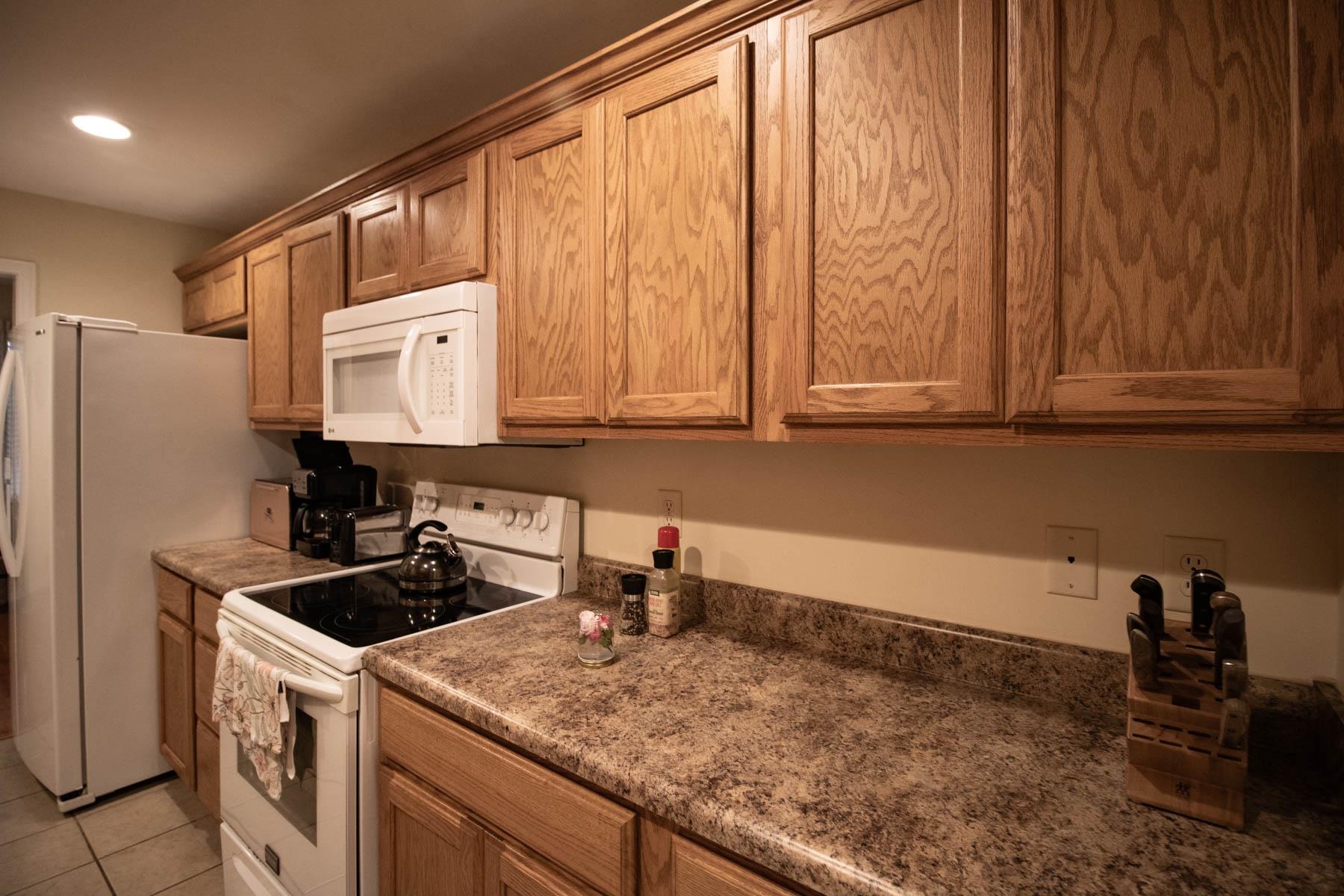 123 E Miller Property Photo 19