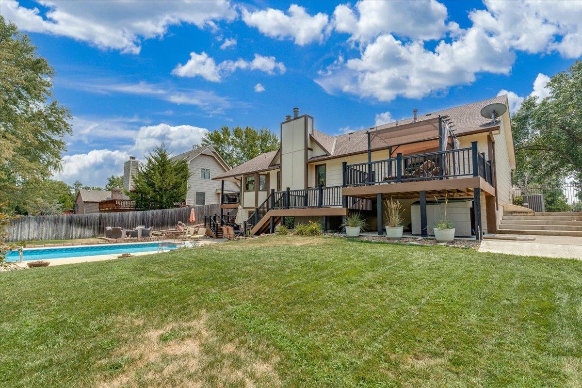 1518 E Pheasant Run Property Photo 31