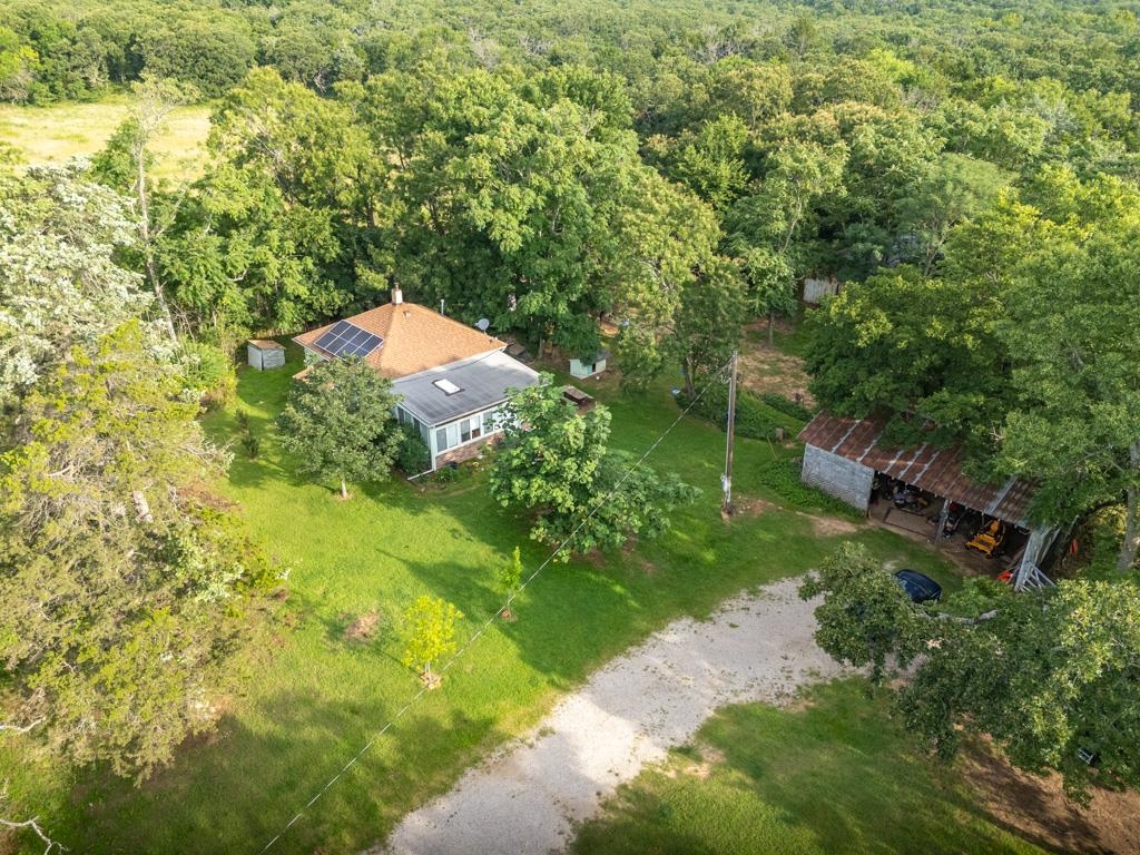 2028 Kansas Property Photo 6