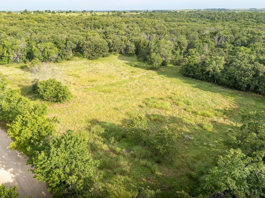 2028 Kansas Property Photo 12