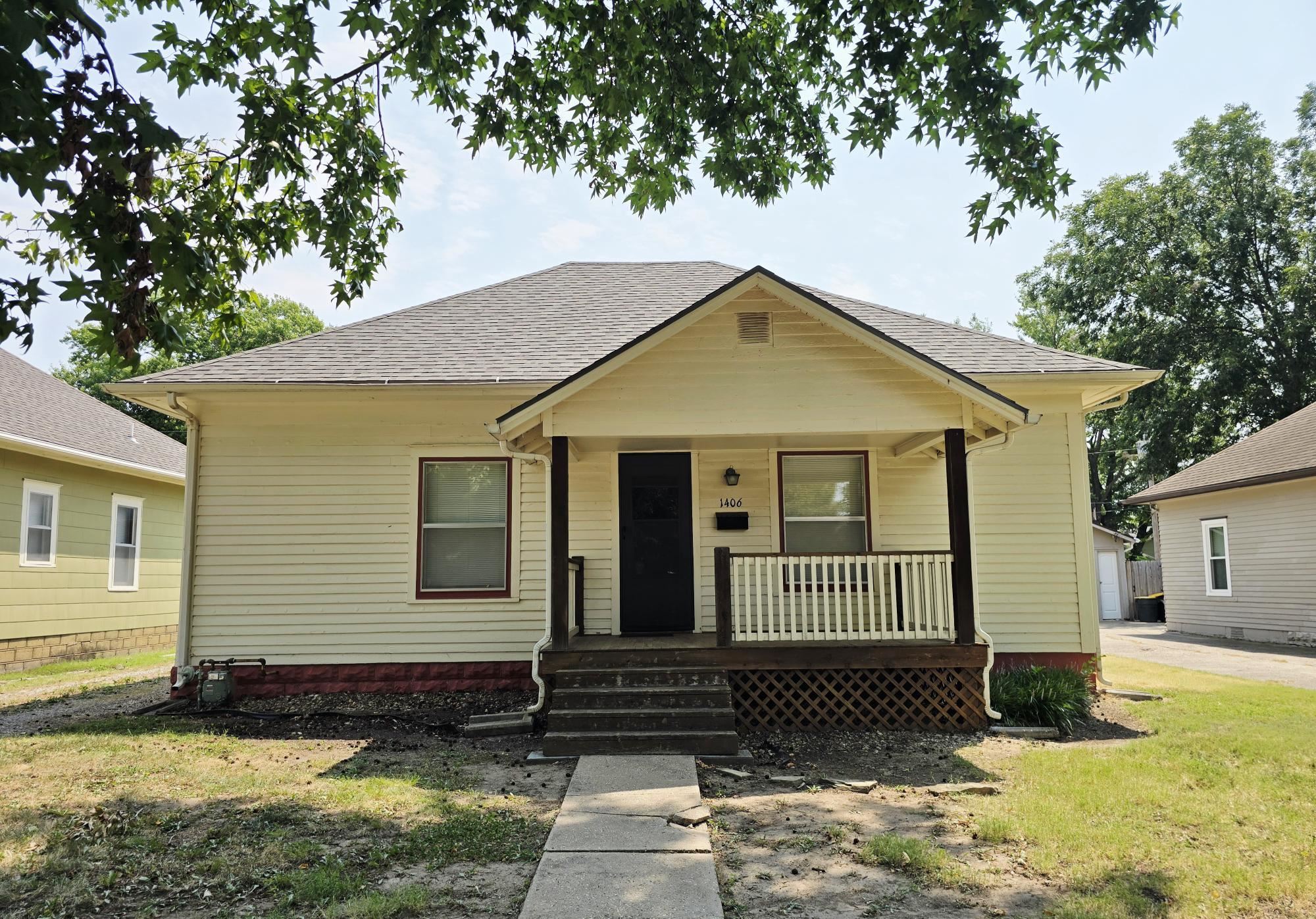1406 John St Property Photo 1