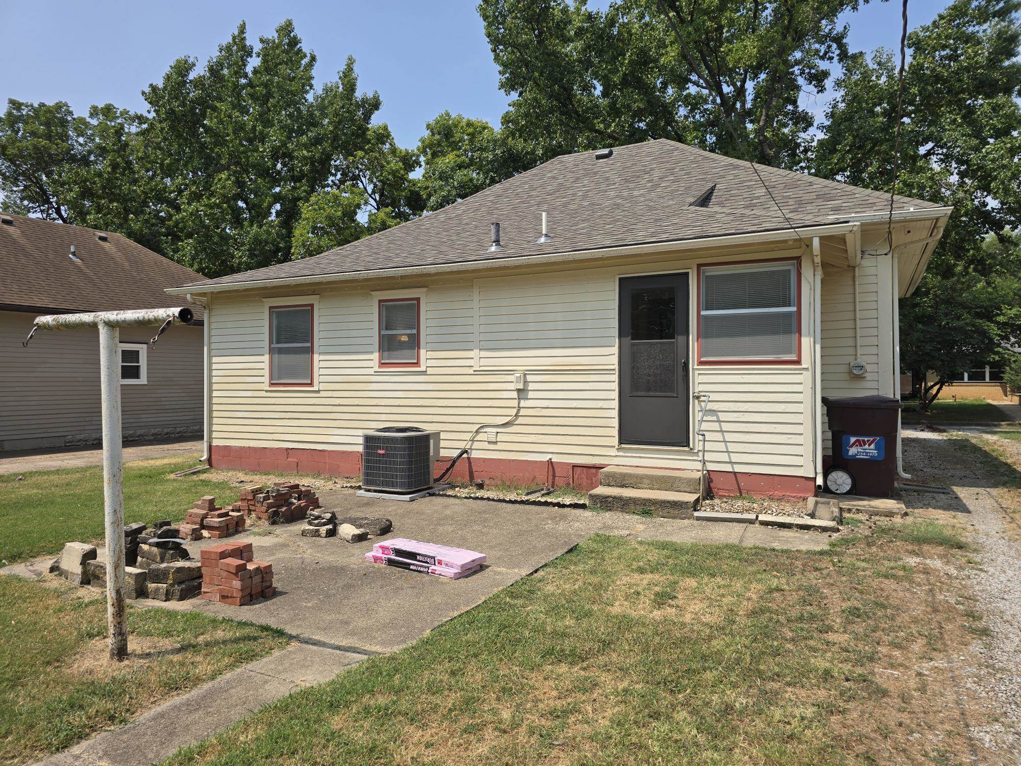 1406 John St Property Photo 13