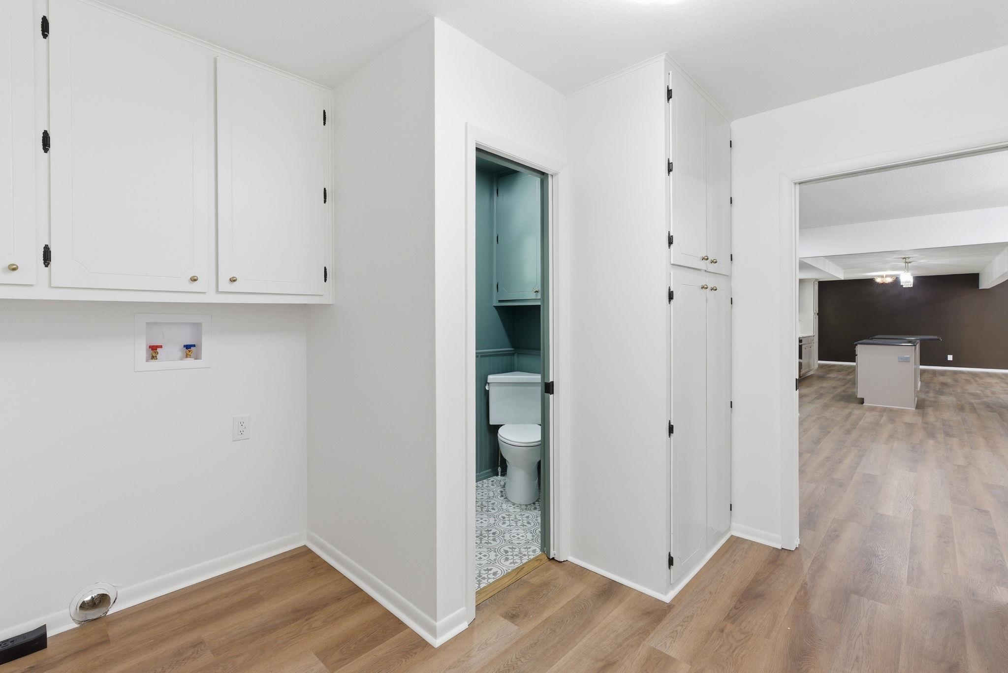 251 N Post Oak Road Property Photo 15