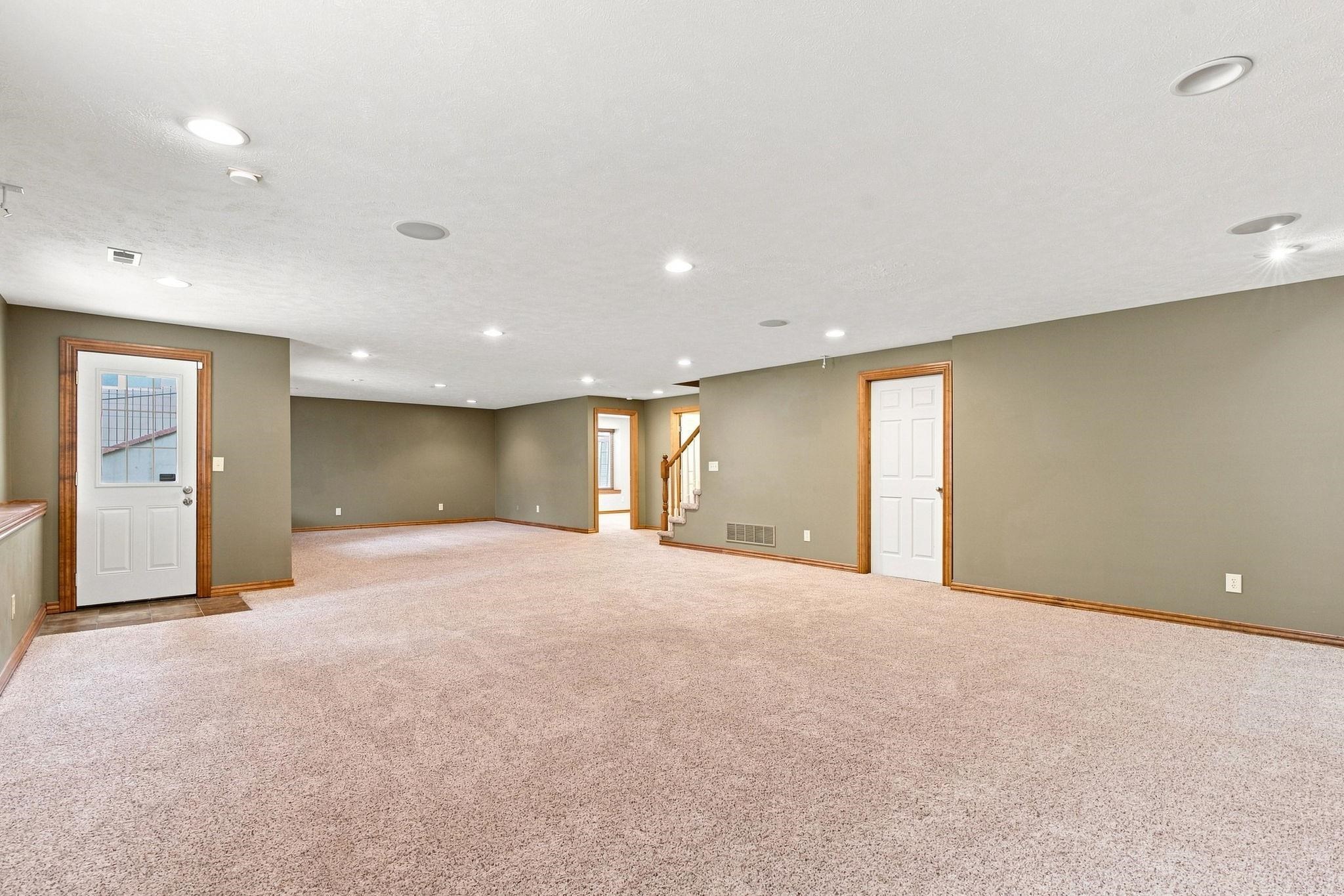 1713 E Tiara Pines St Property Photo 28