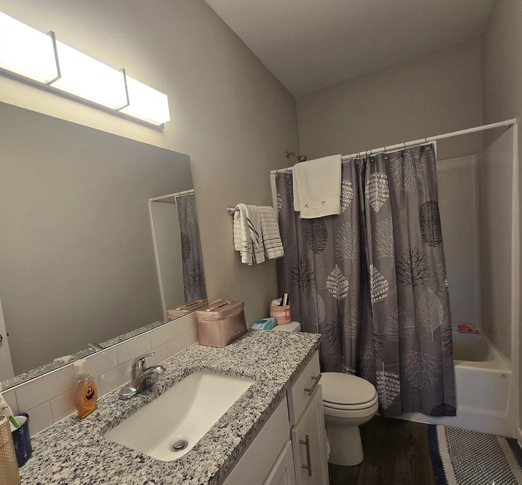 3631 W 45th St S Property Photo 7
