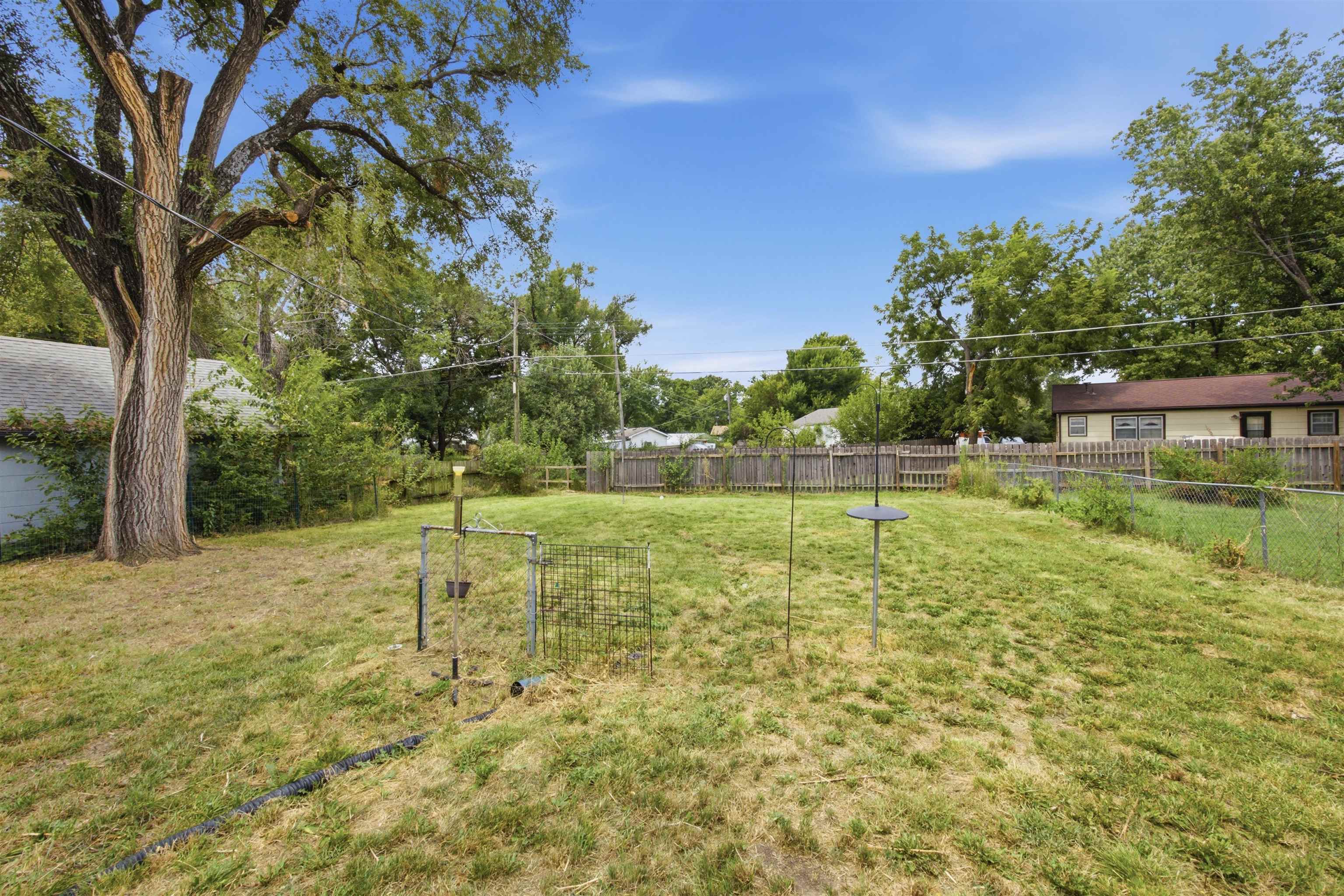 739 Audrey Property Photo 14