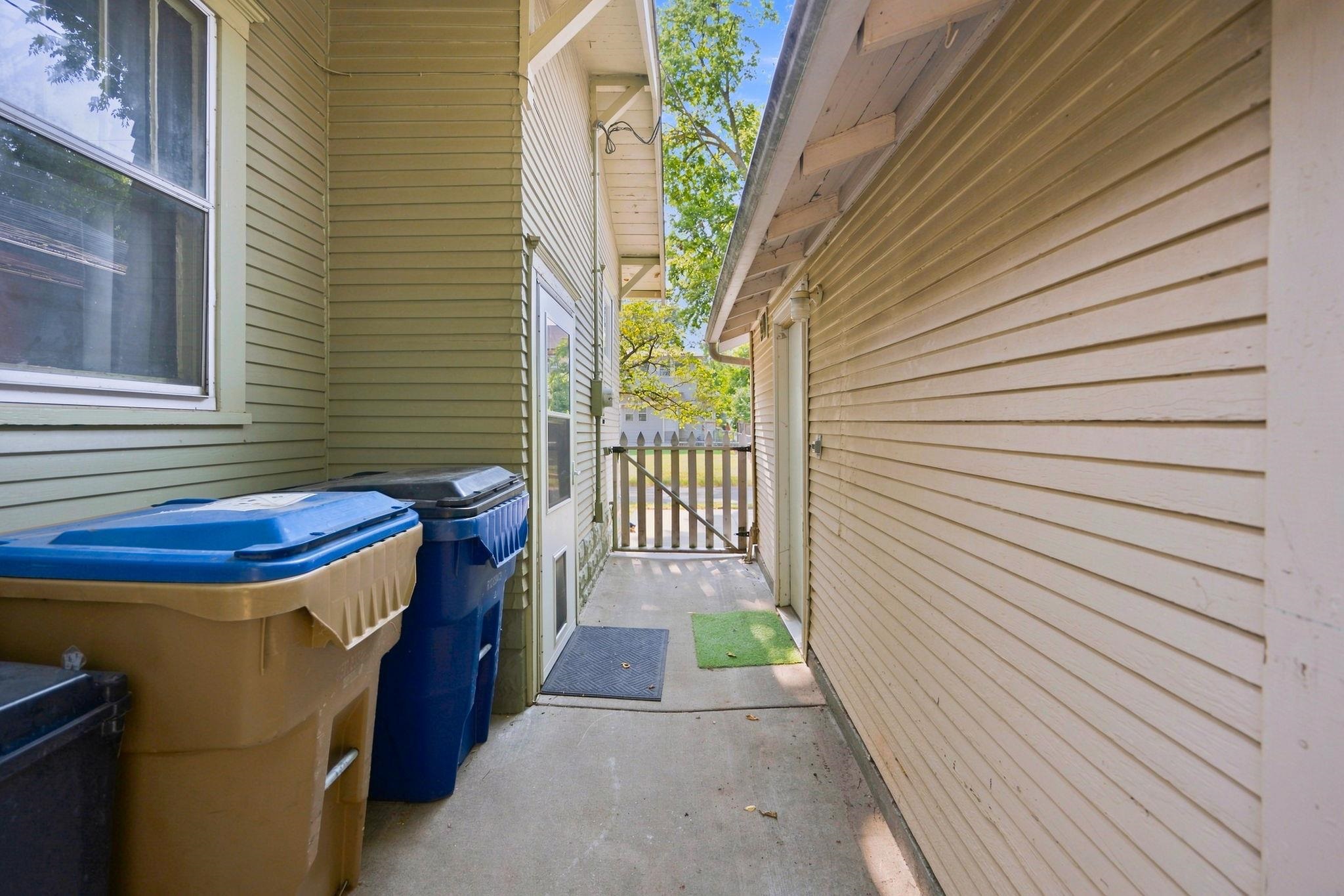 910 W Murdock St Property Photo 28