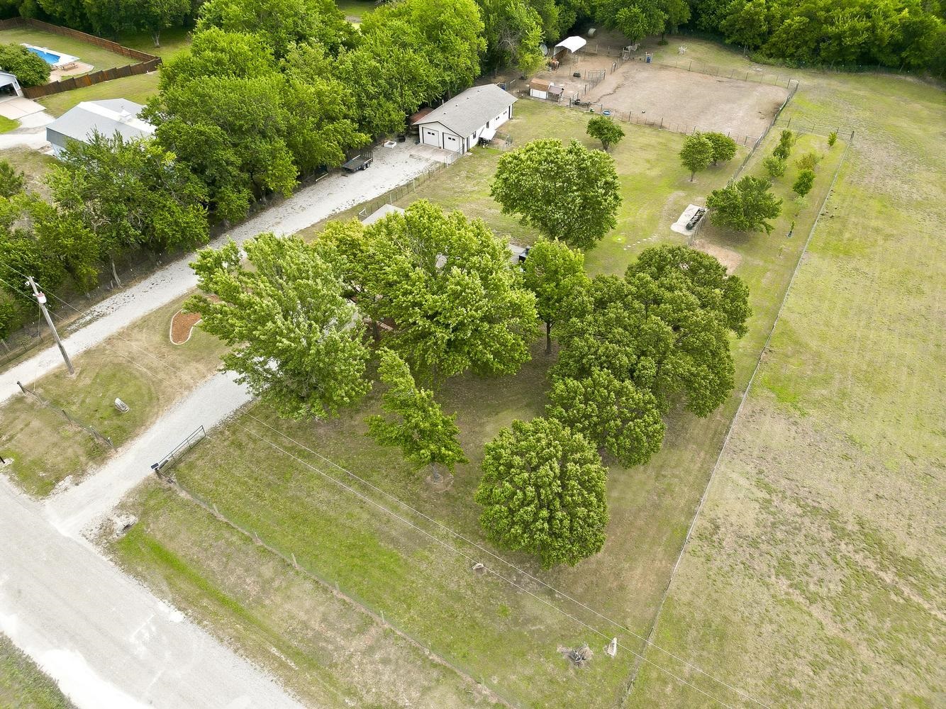 10518 Sw Tawakoni Rd Property Photo 27