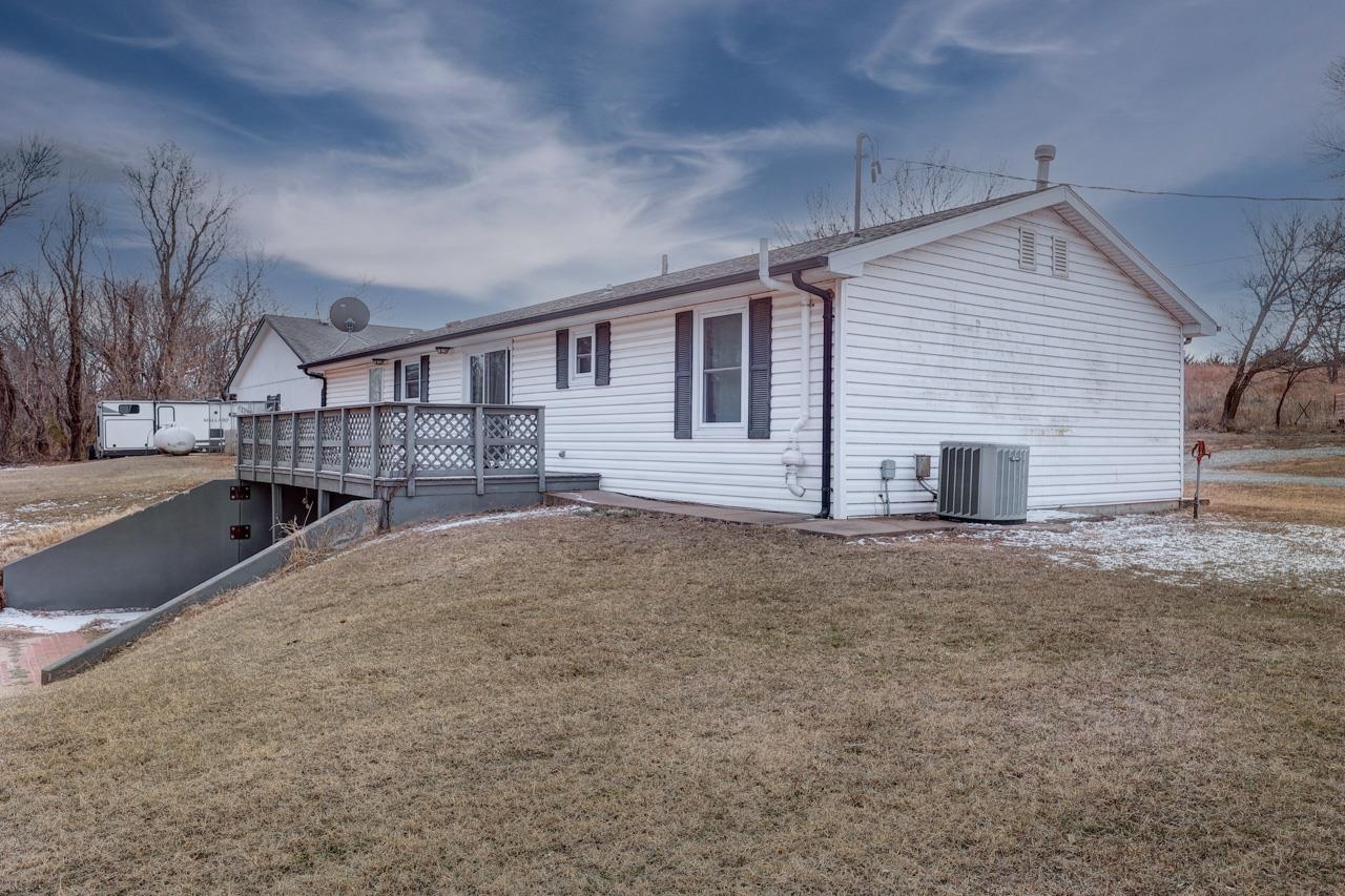 19421 Us Highway 160 Property Photo 4