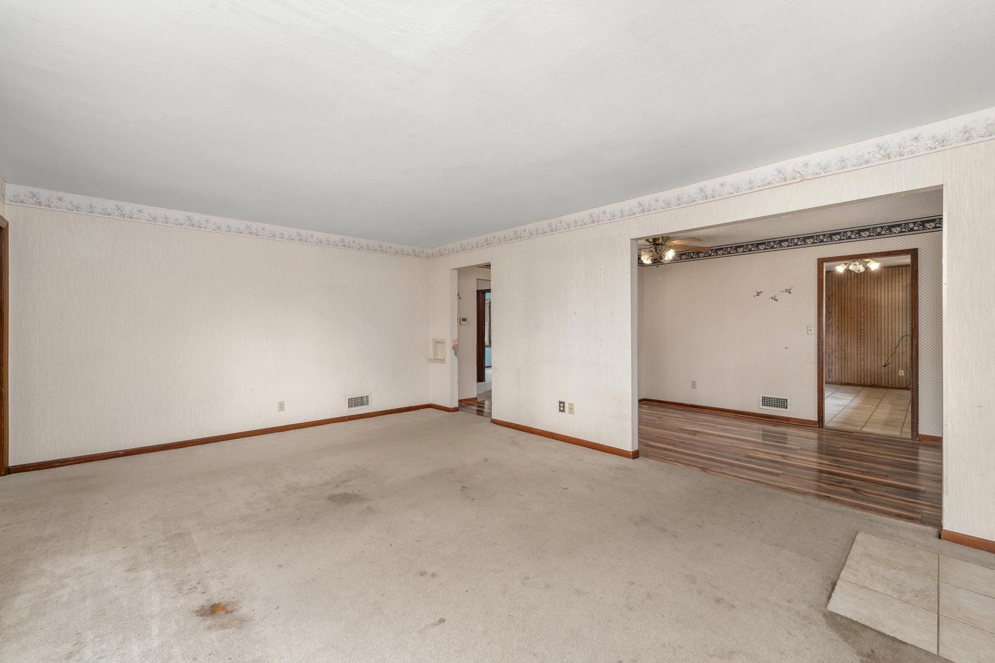 1590 N Womer Dr Property Photo 14