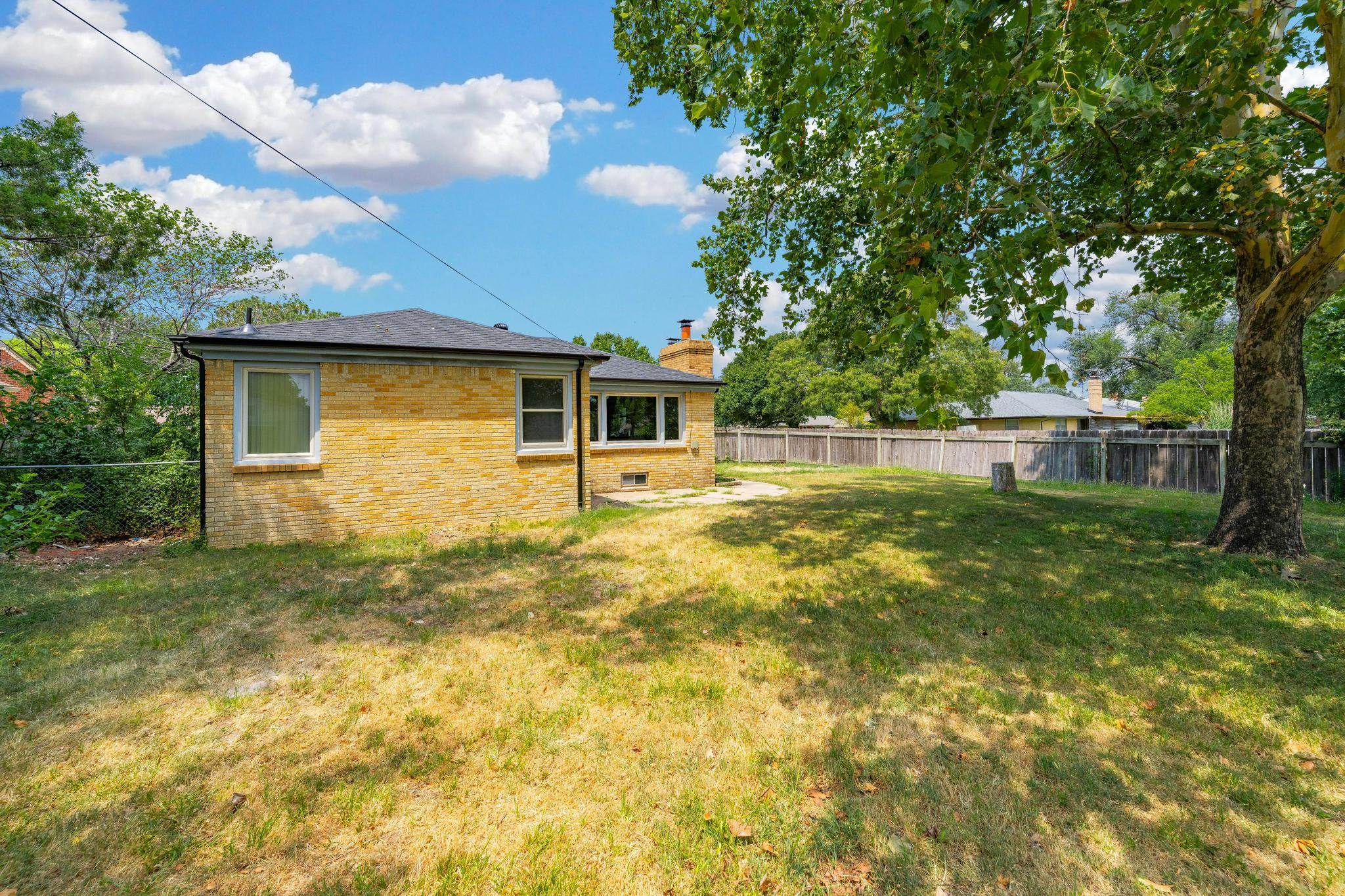 1590 N Womer Dr Property Photo 32