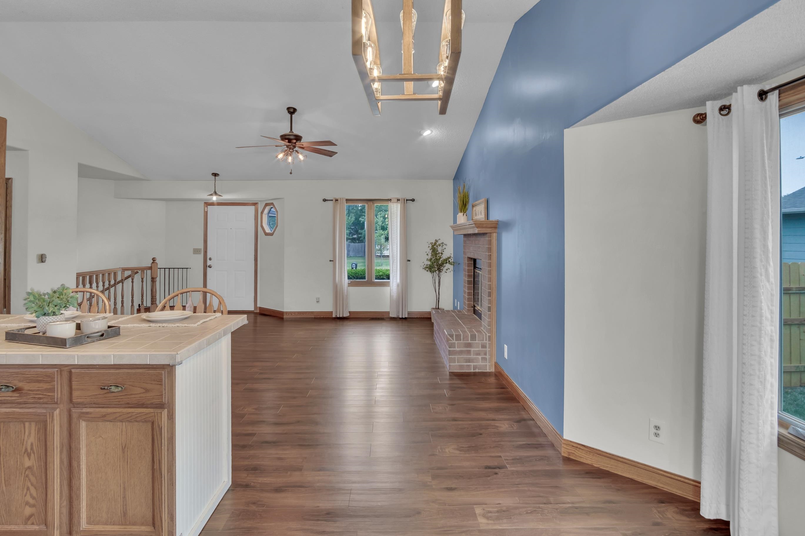 225 Windward Property Photo 17