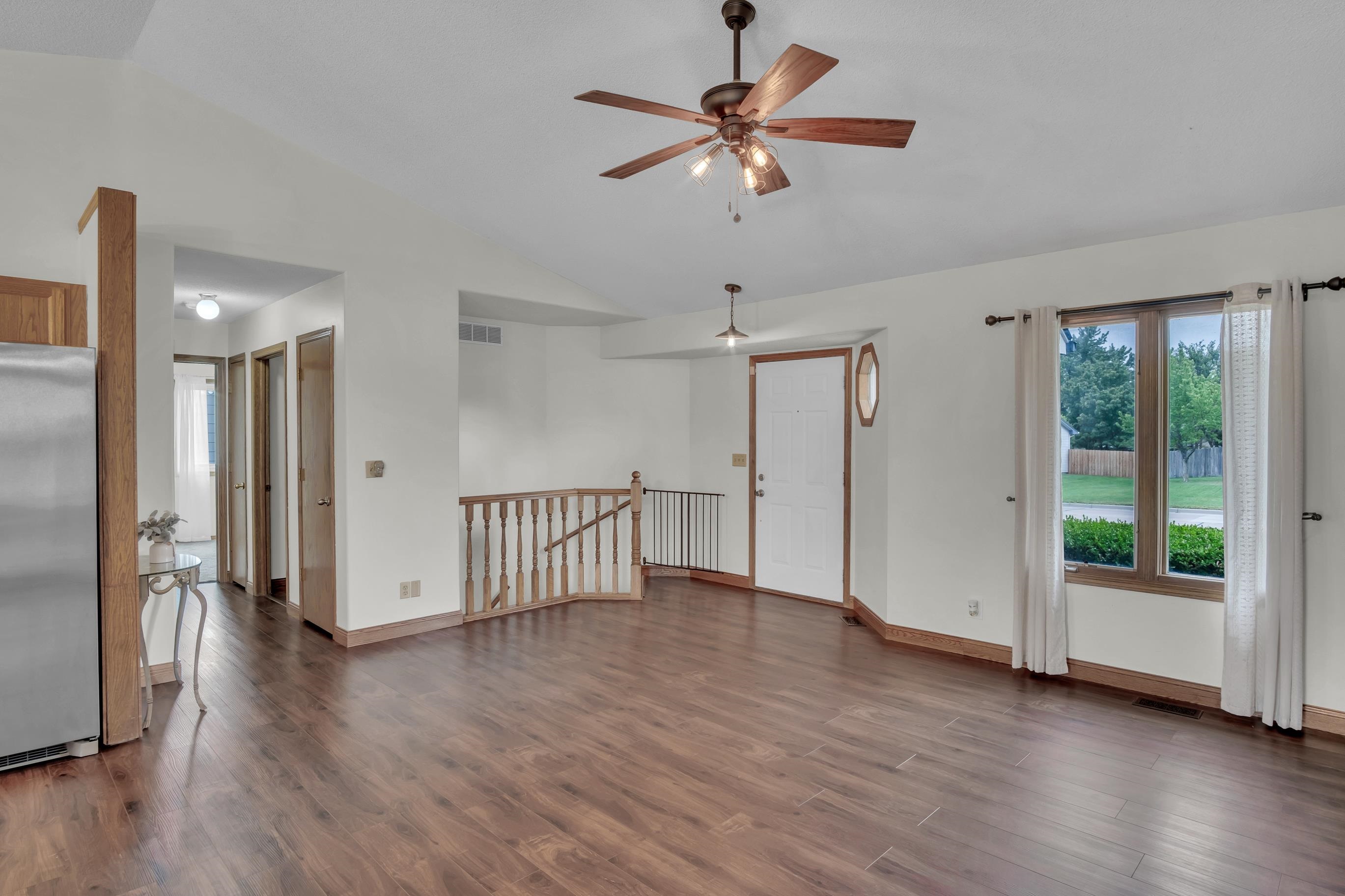 225 Windward Property Photo 18