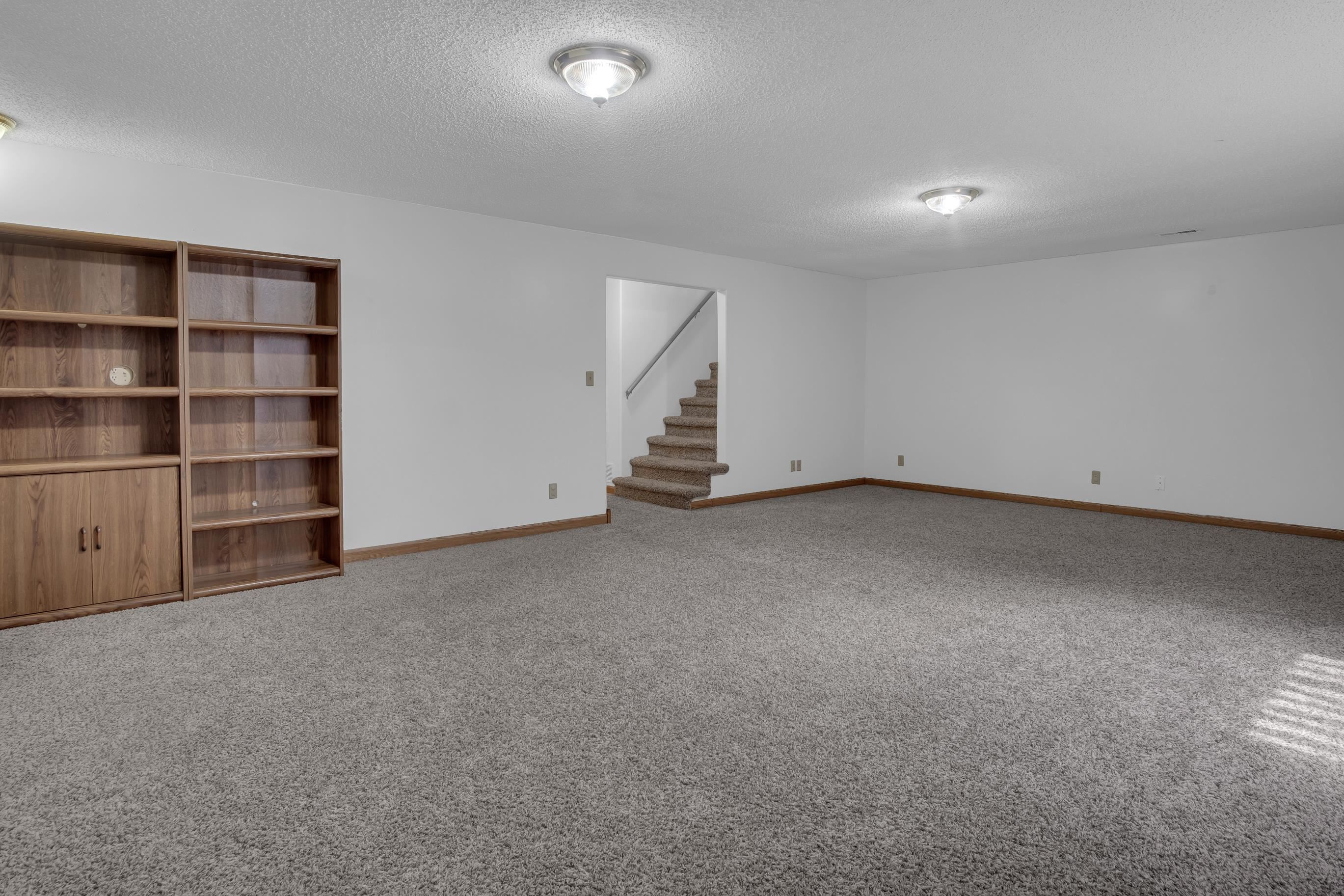 225 Windward Property Photo 34