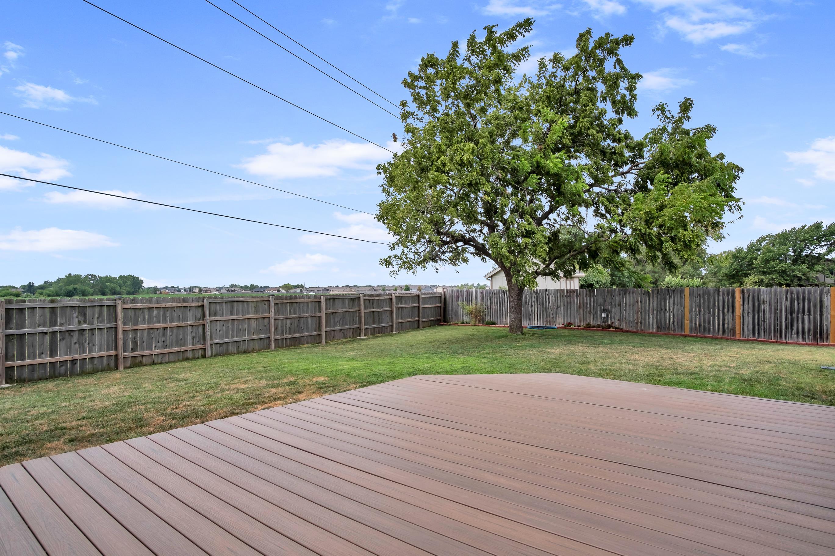225 Windward Property Photo 36
