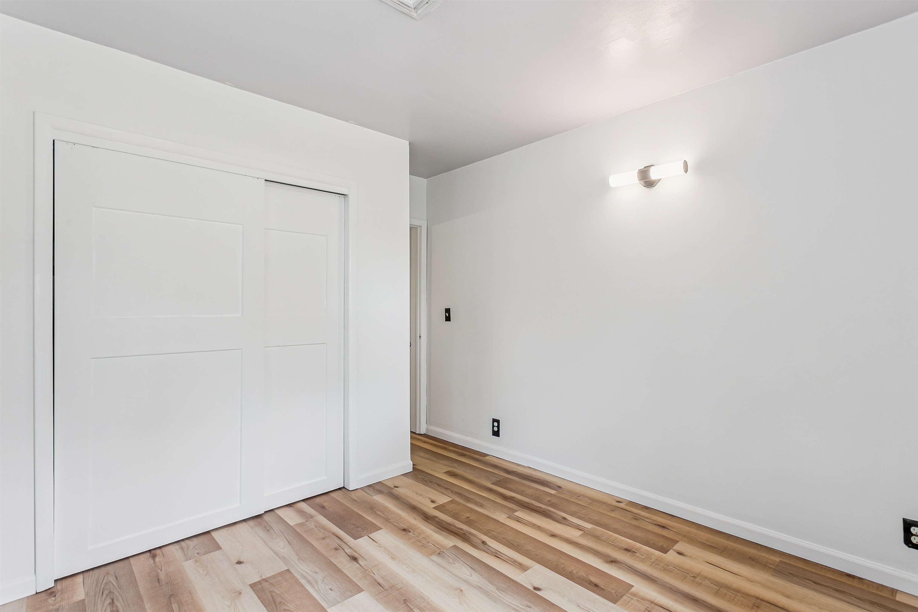 7433 S Pattie St Property Photo 10